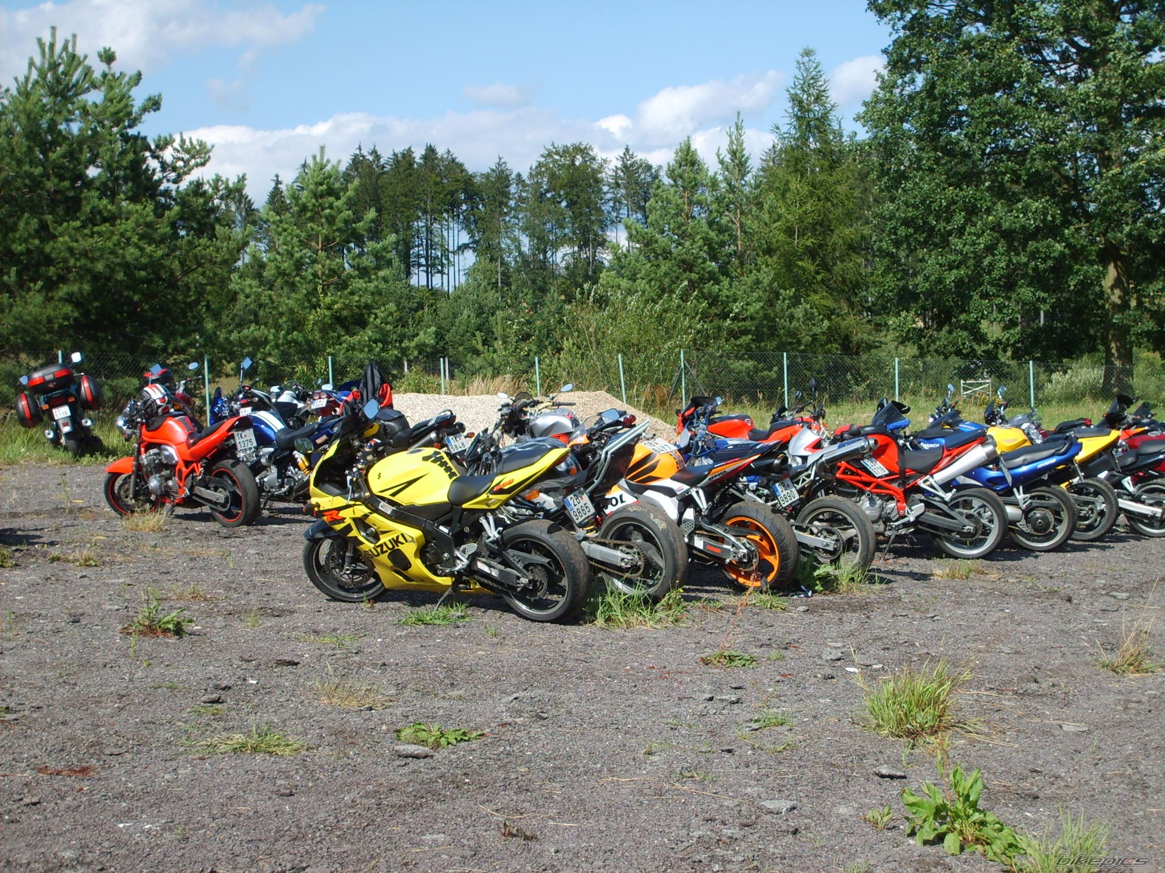 Photo 1739136