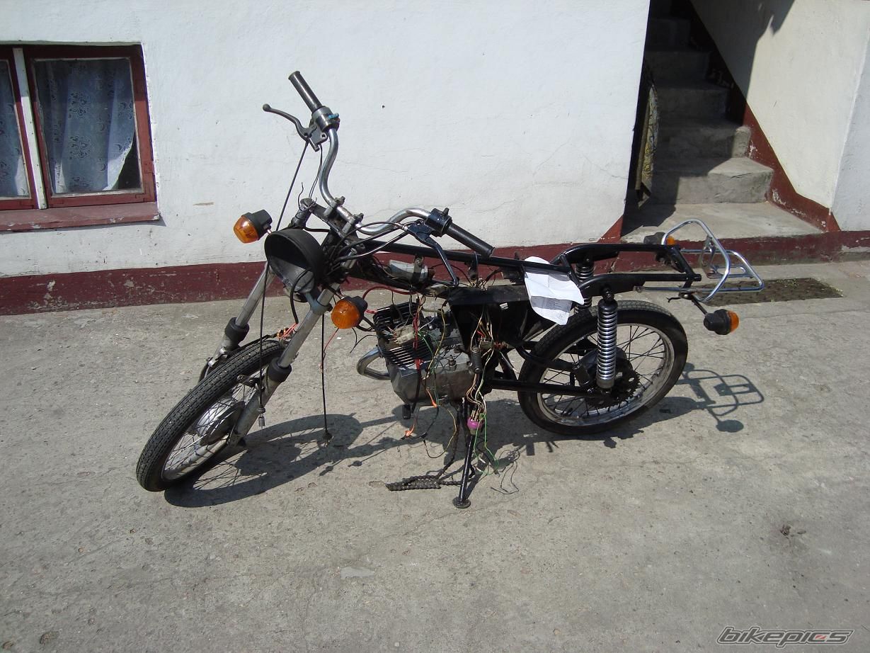 Photo 1739176