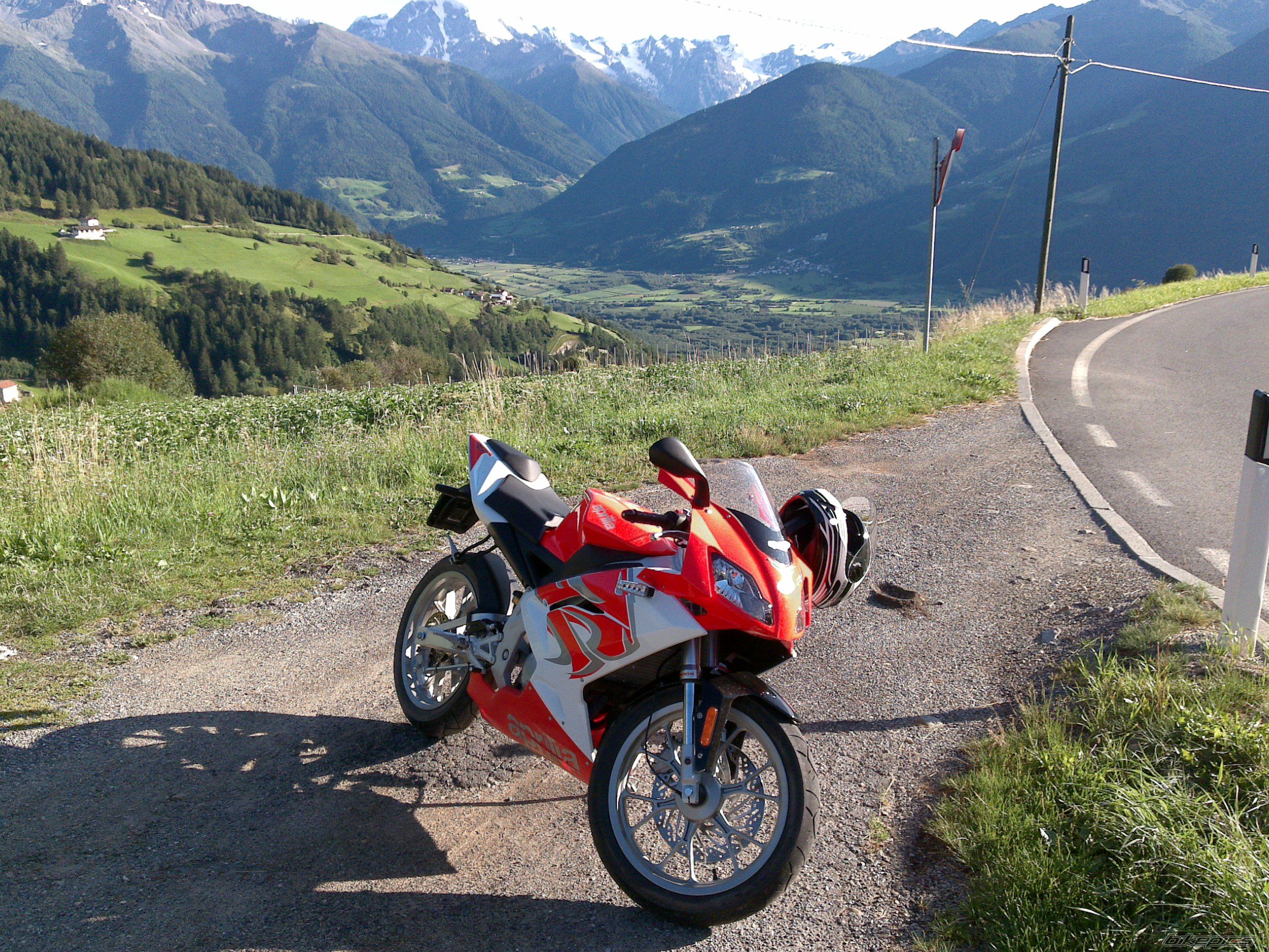 Bike Photo 1739861