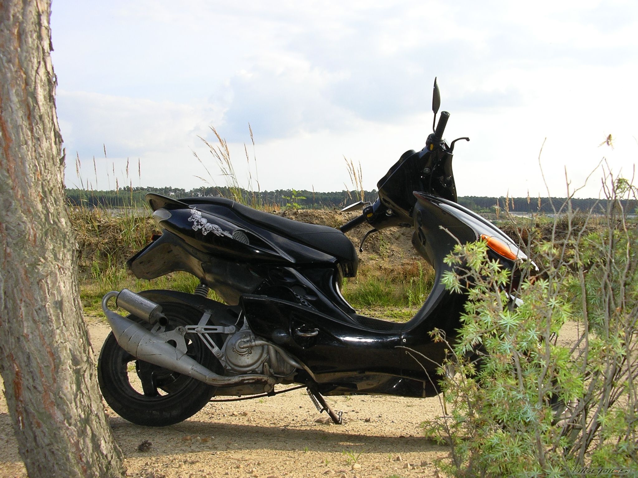 Bike Photo 1739881