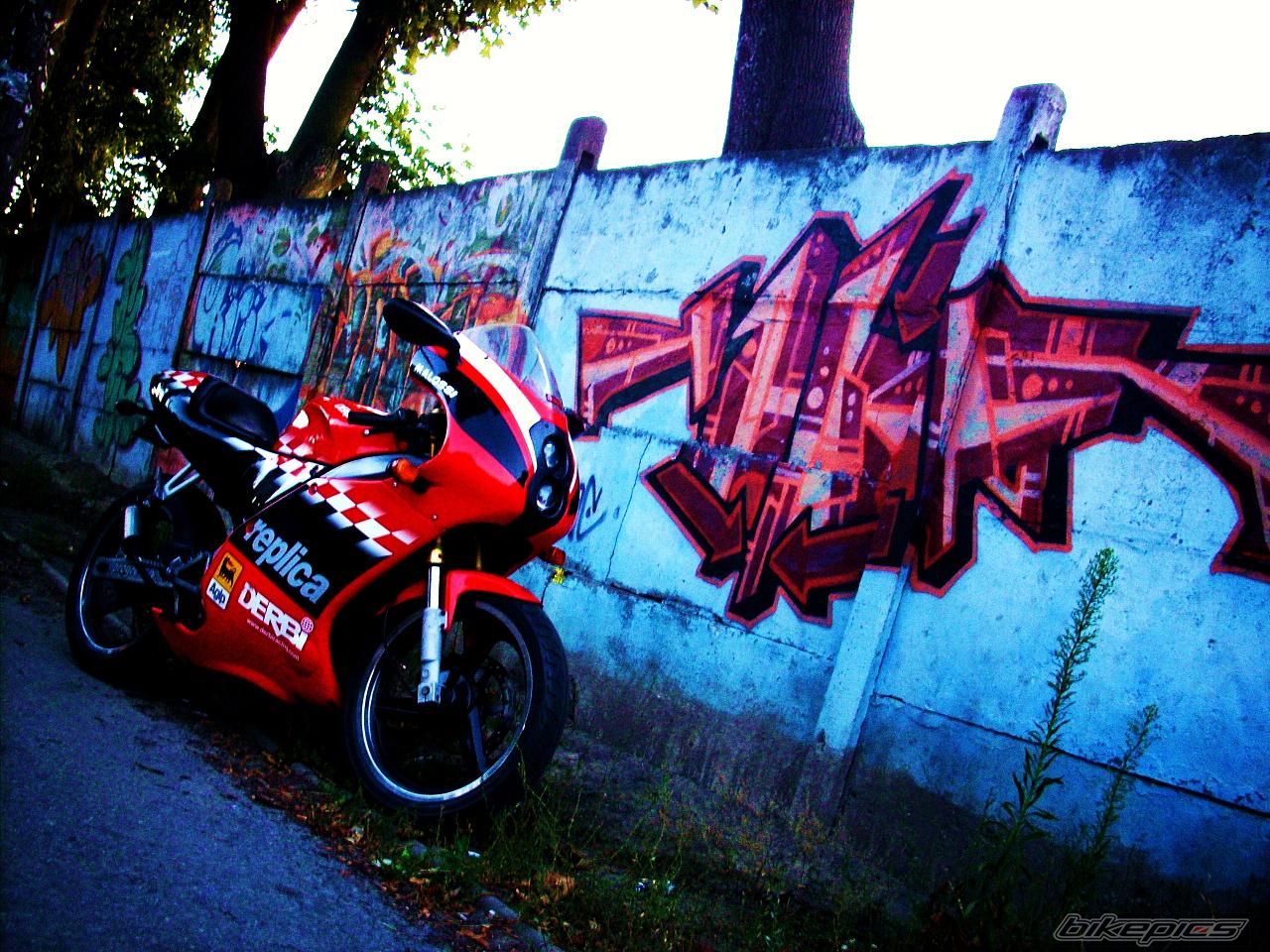 Bike Photo 1740046