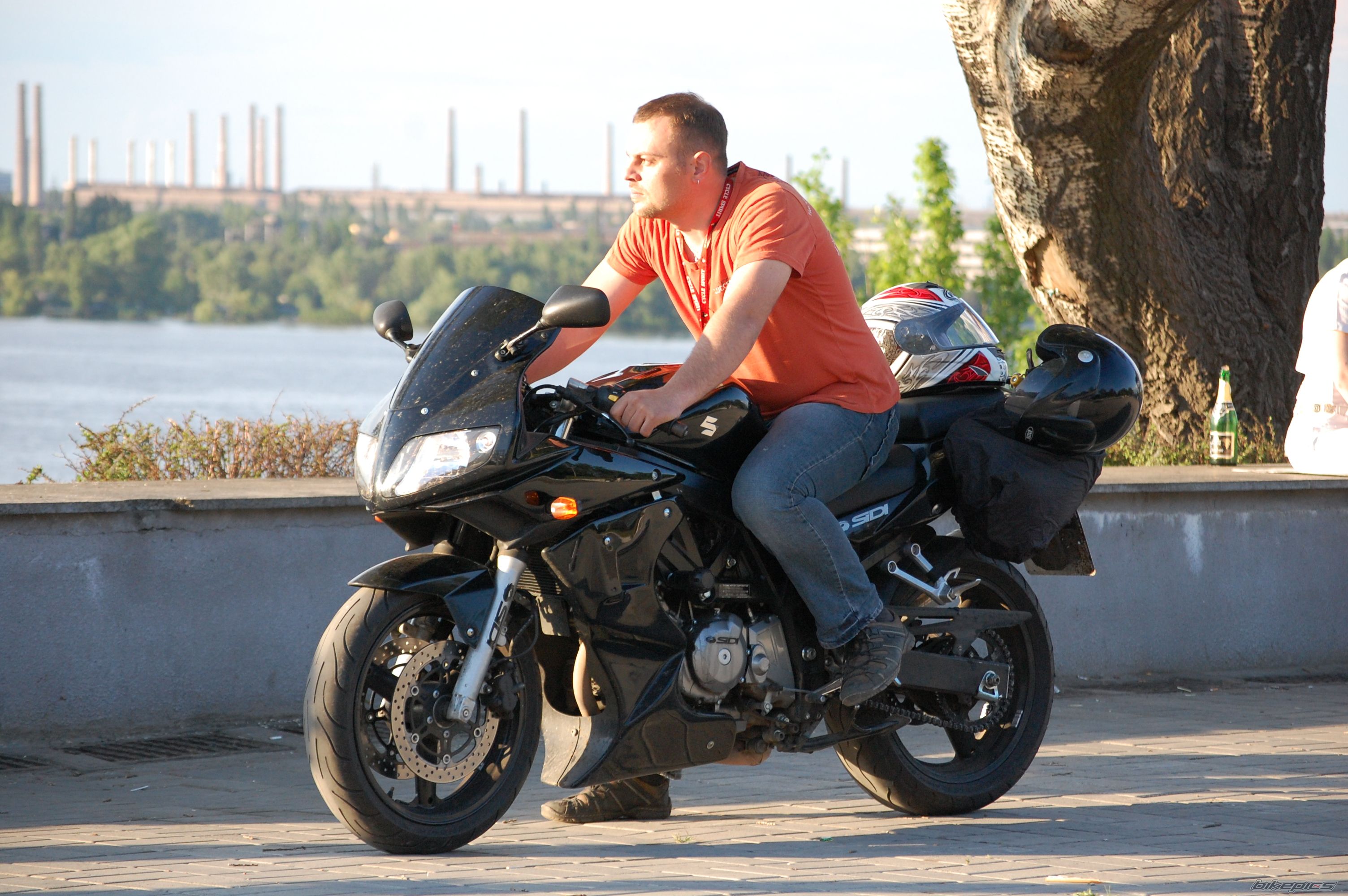 Bike Photo 1740224