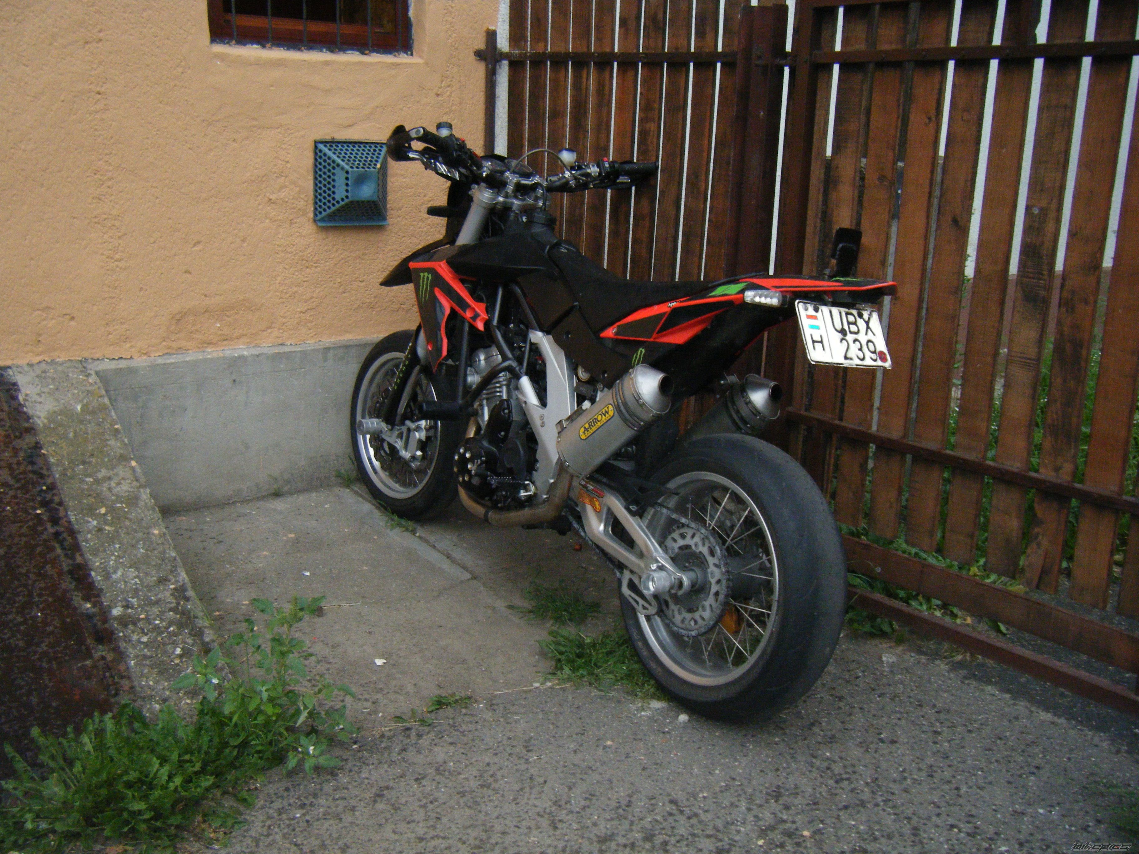 Bike Photo 1740300