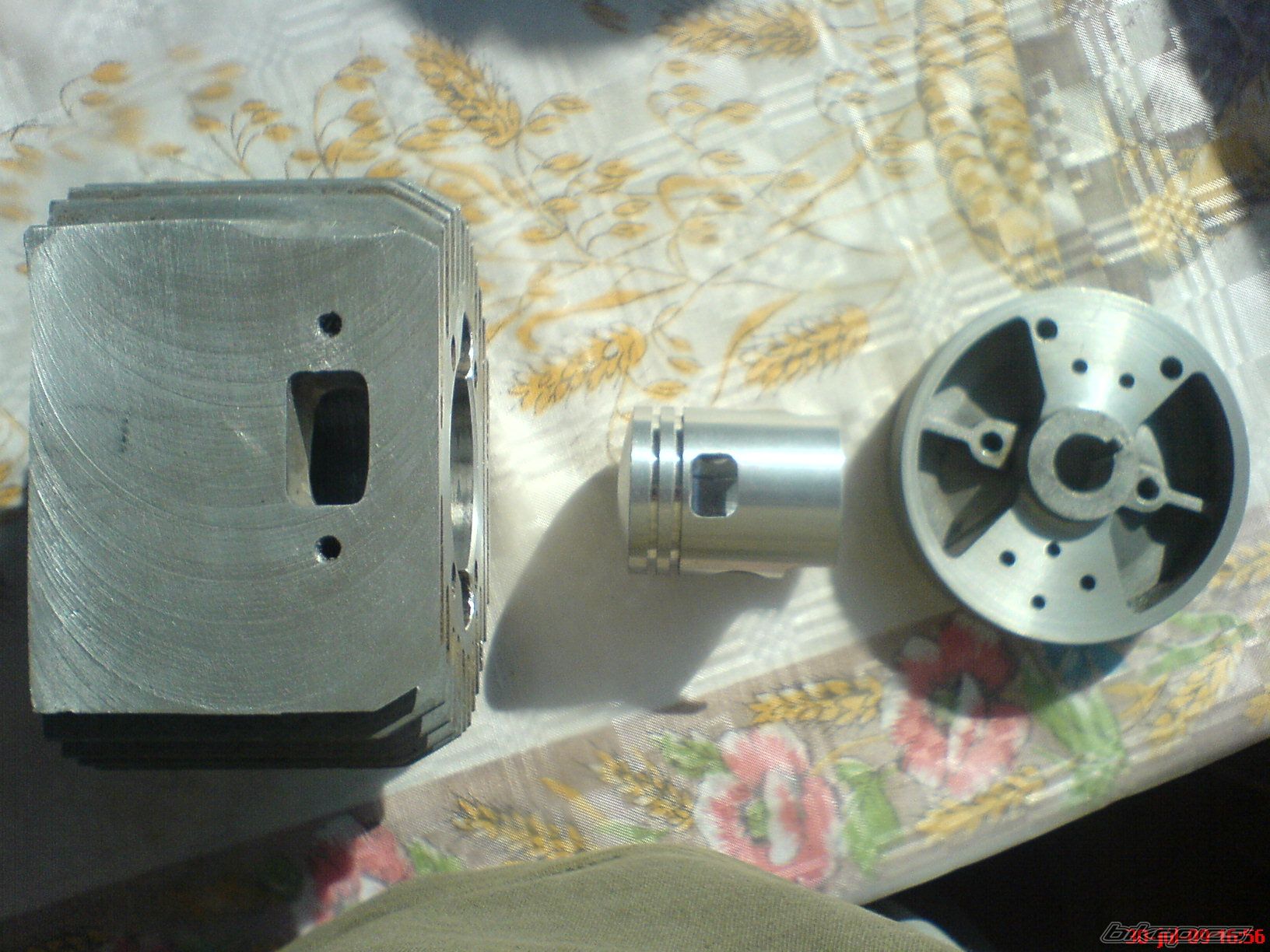 Photo 1740702
