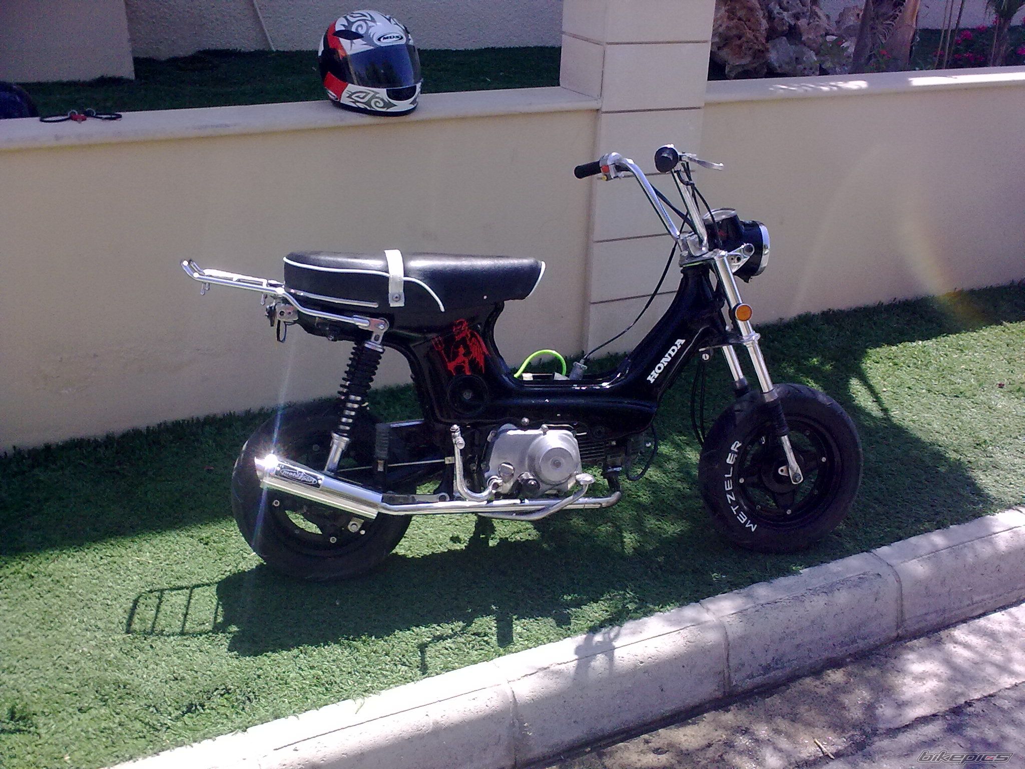 Photo 1741228