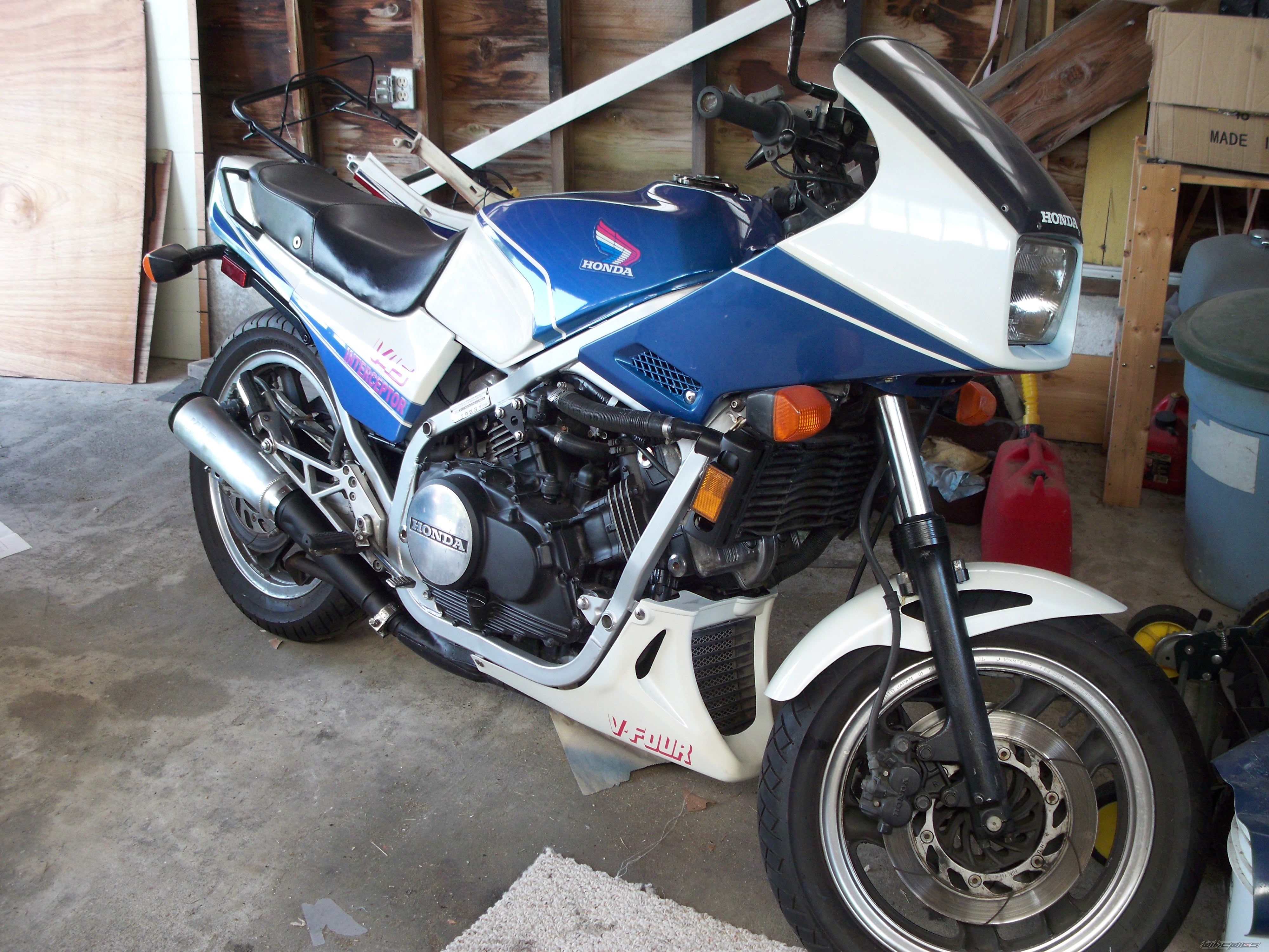 Photo 1741397