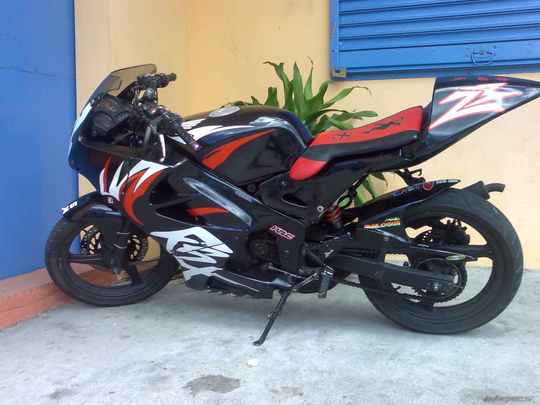 Bike Photo 1741474