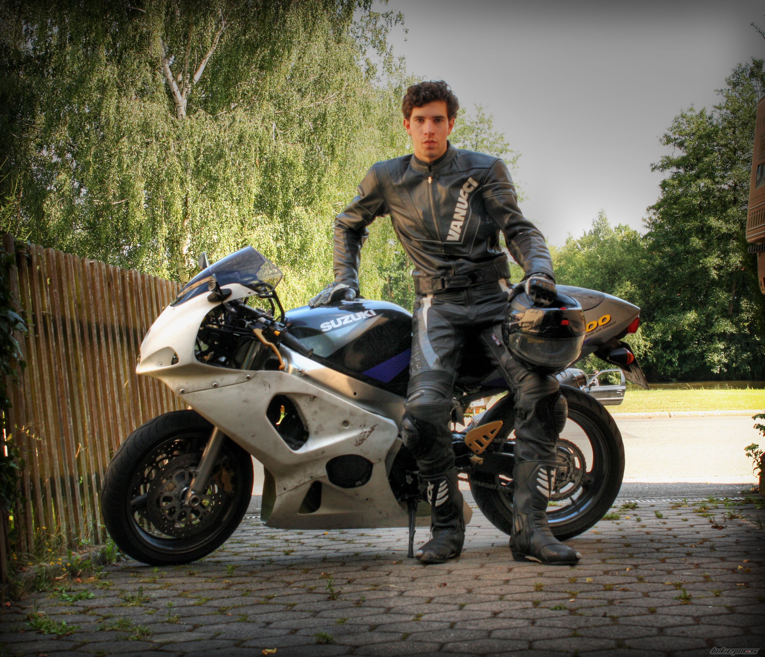 Bike Photo 1741569