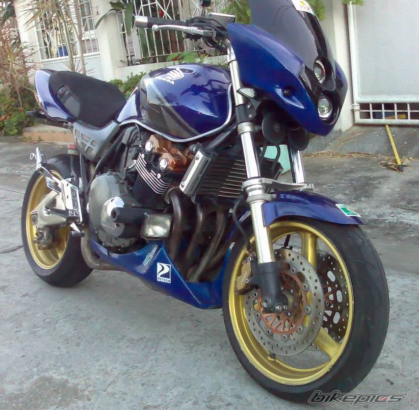 Photo 1741736