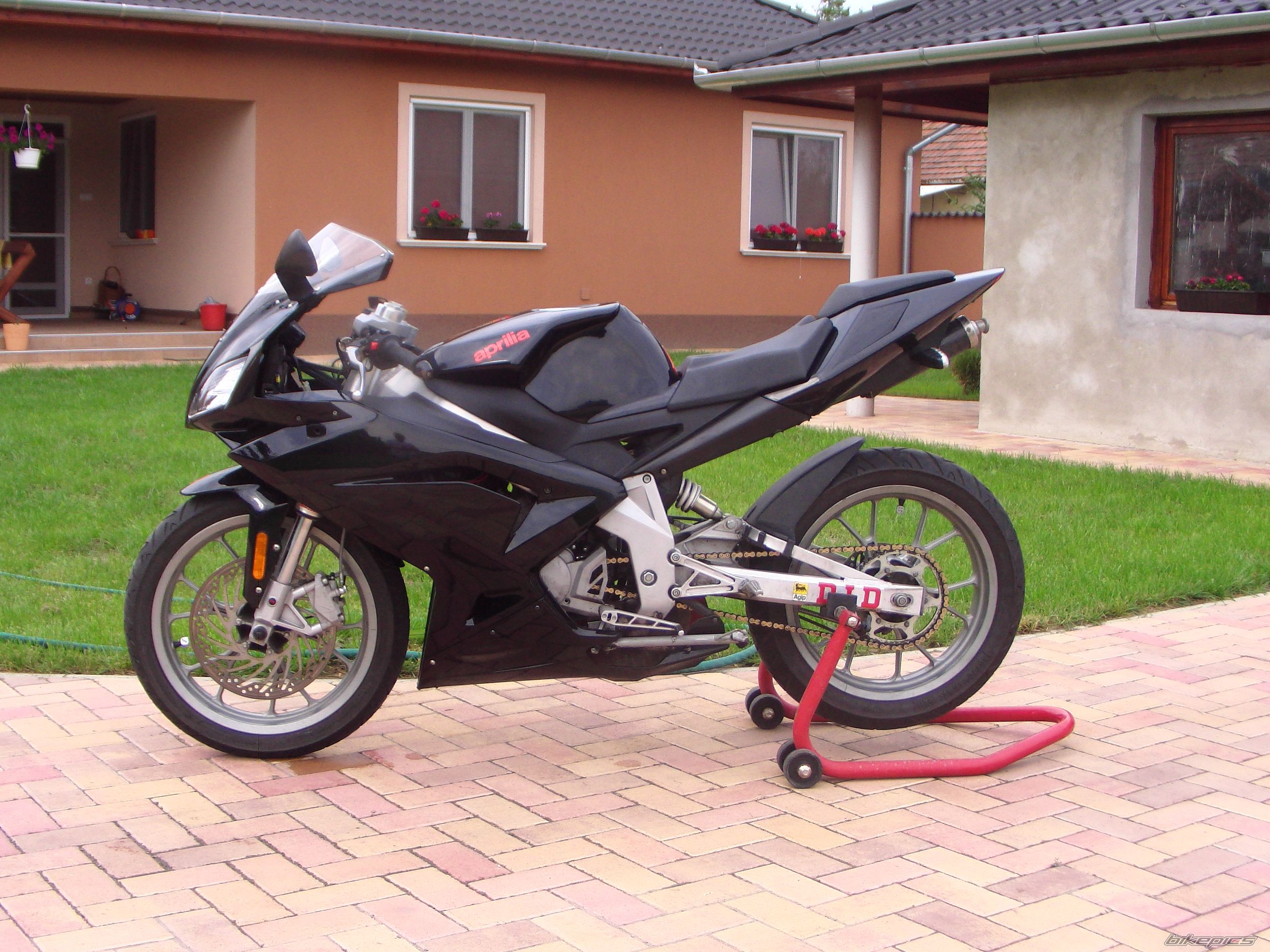 Photo 1741832