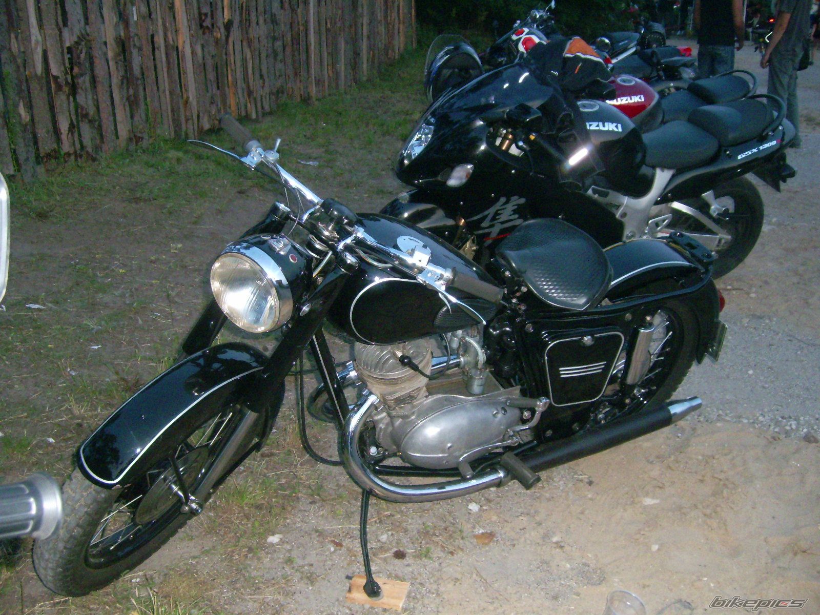 Bike Photo 1741916