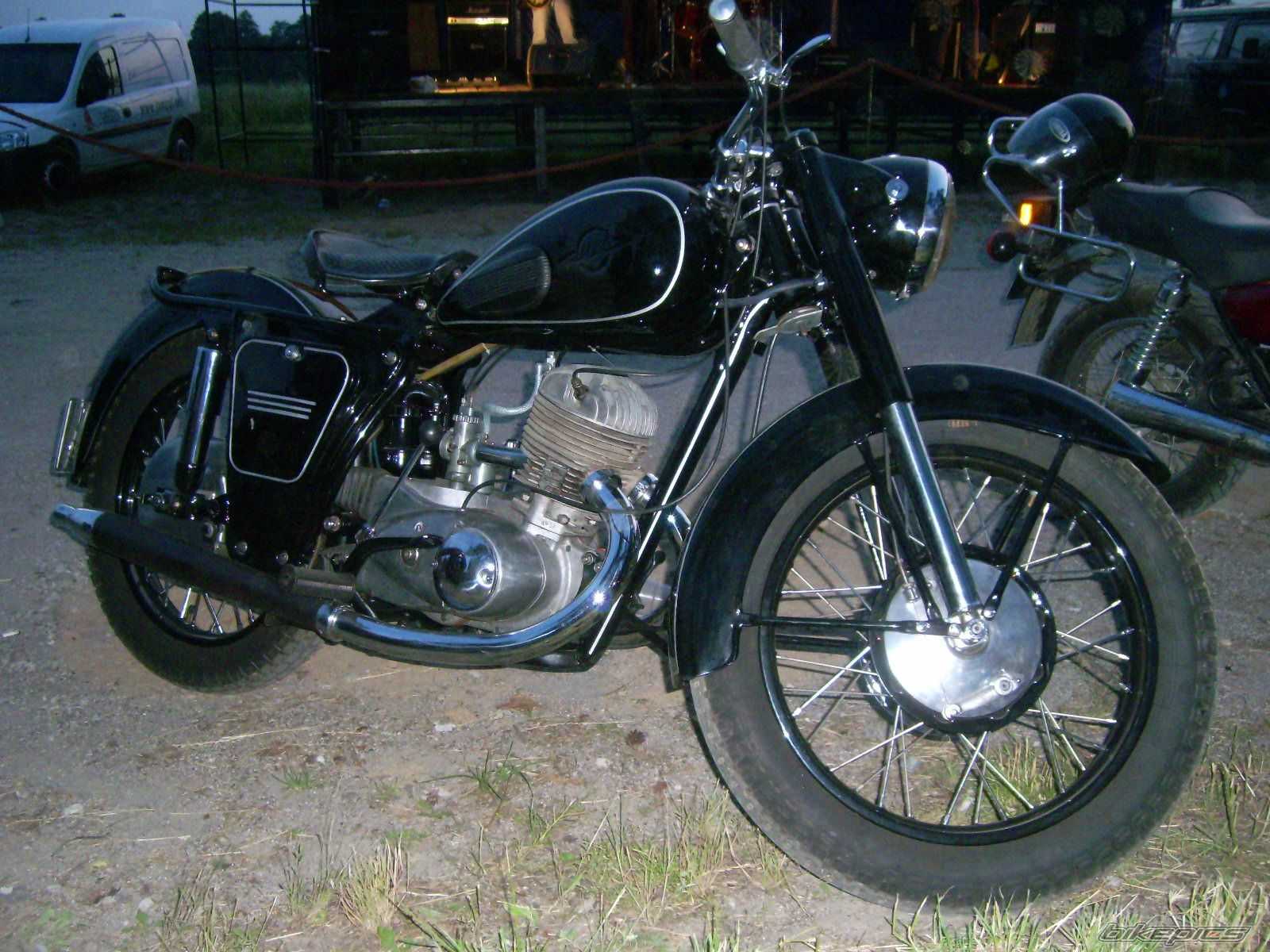 Bike Photo 1741918