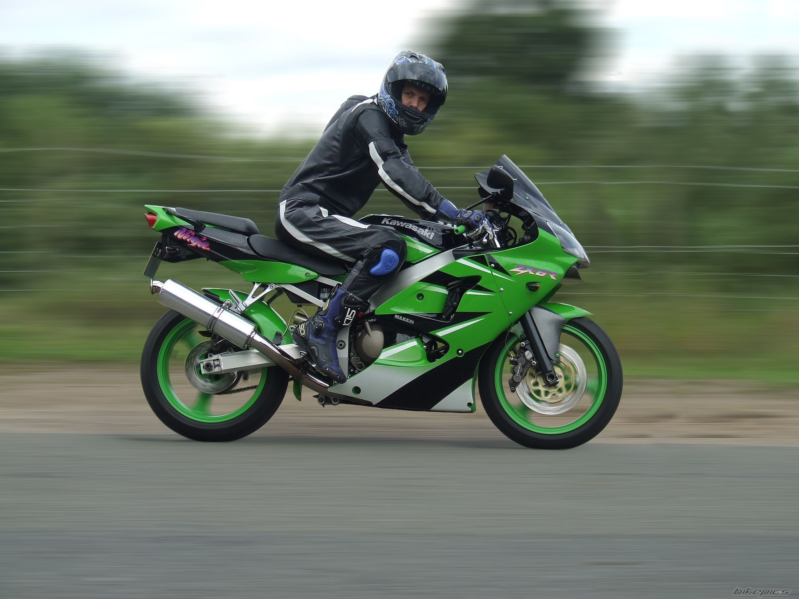 Photo 1742402