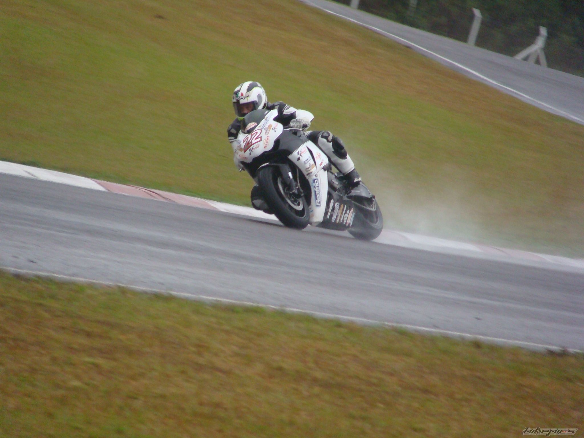 Photo 1742497