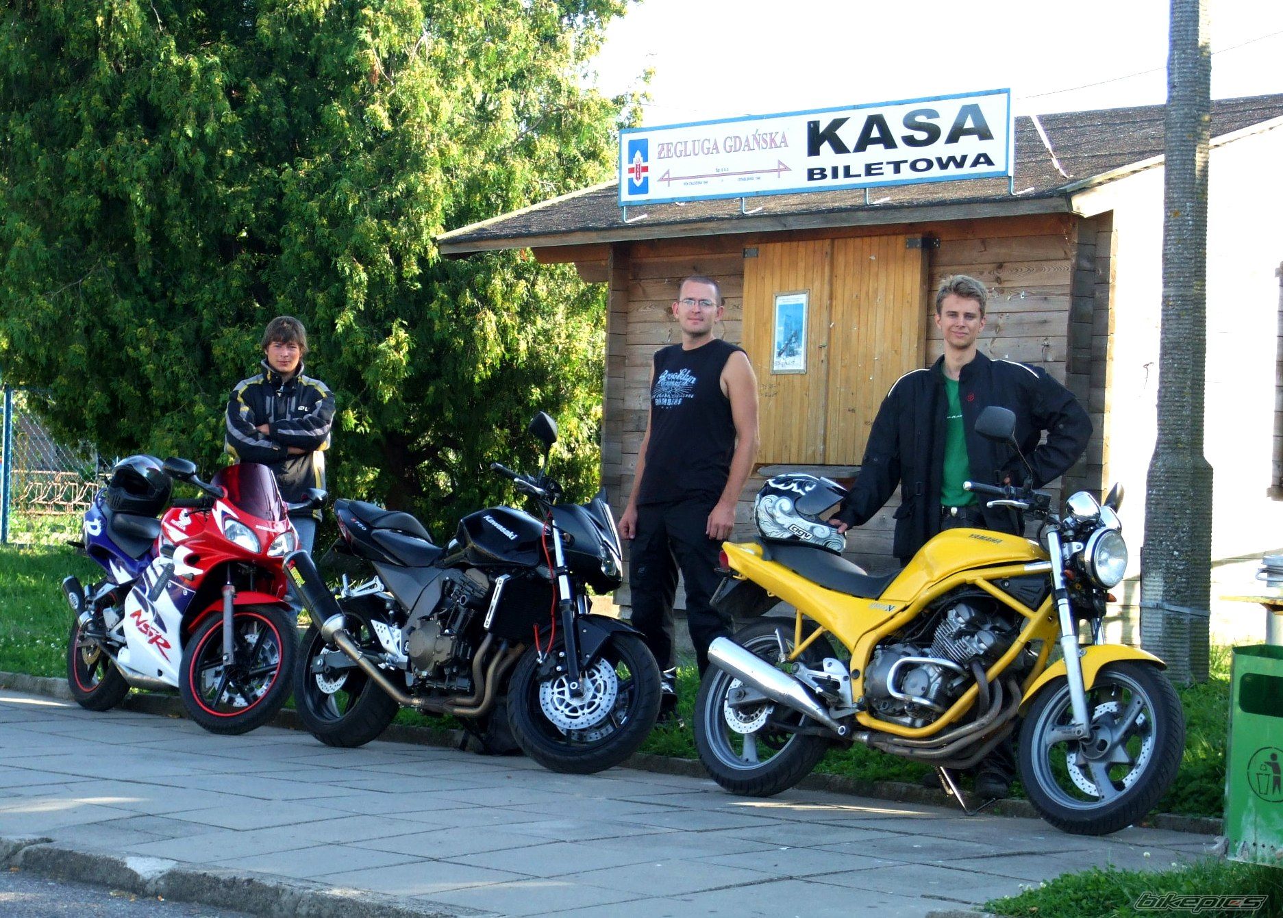 Bike Photo 1742746