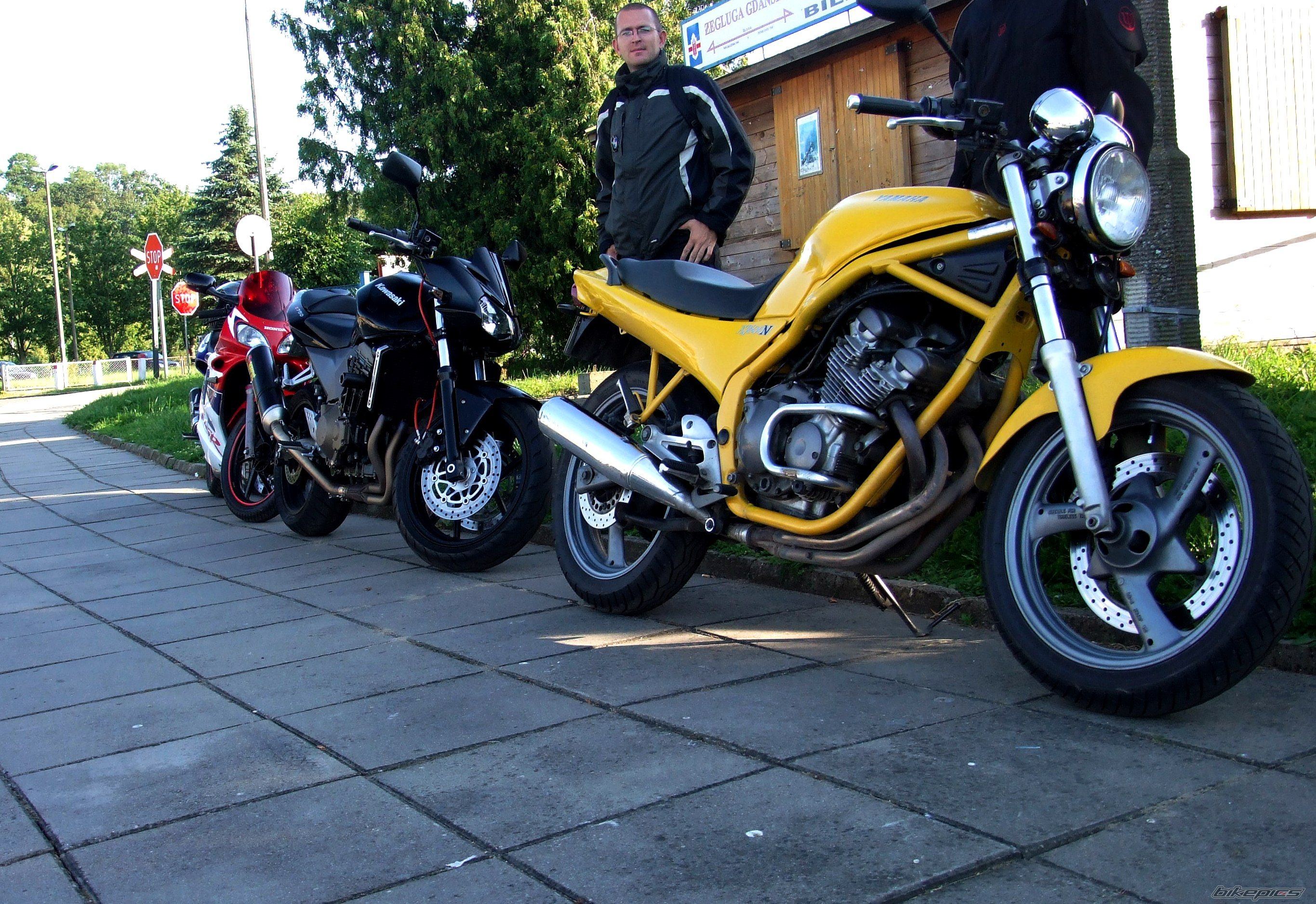 Bike Photo 1742750