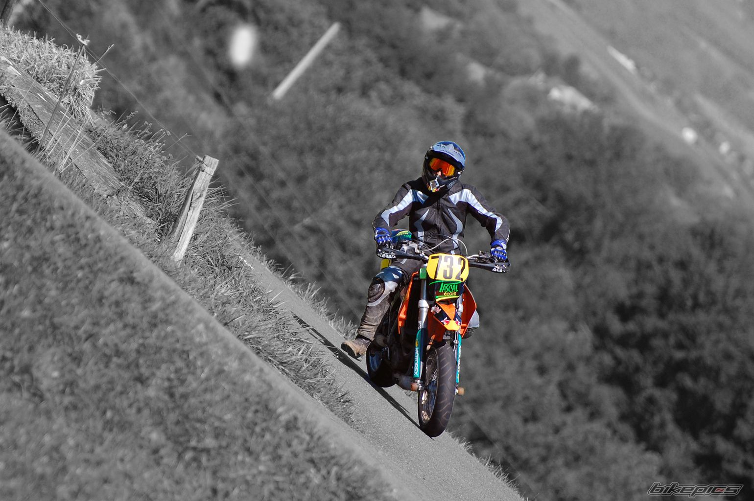 Bike Photo 1742772
