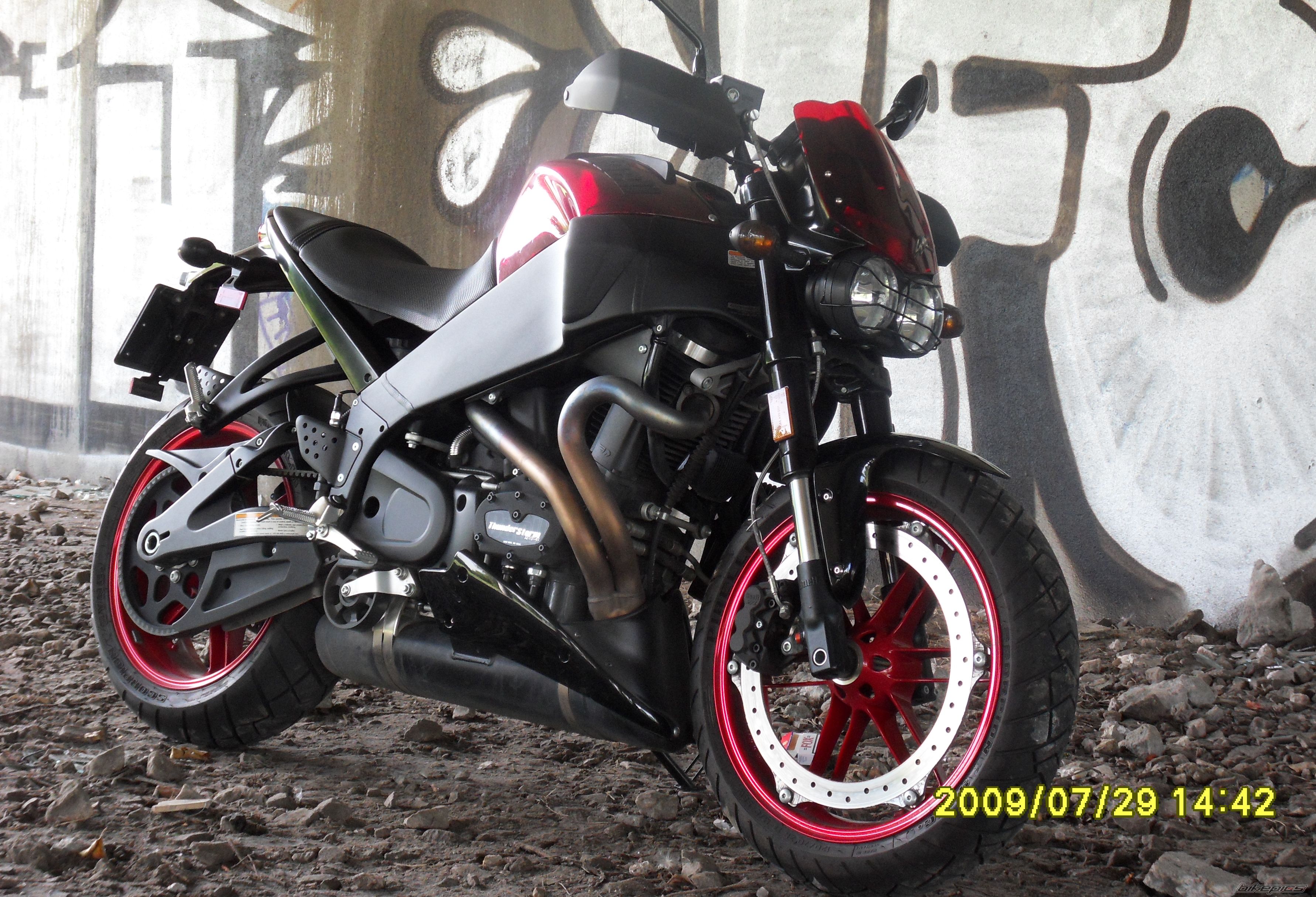 Photo 1742889