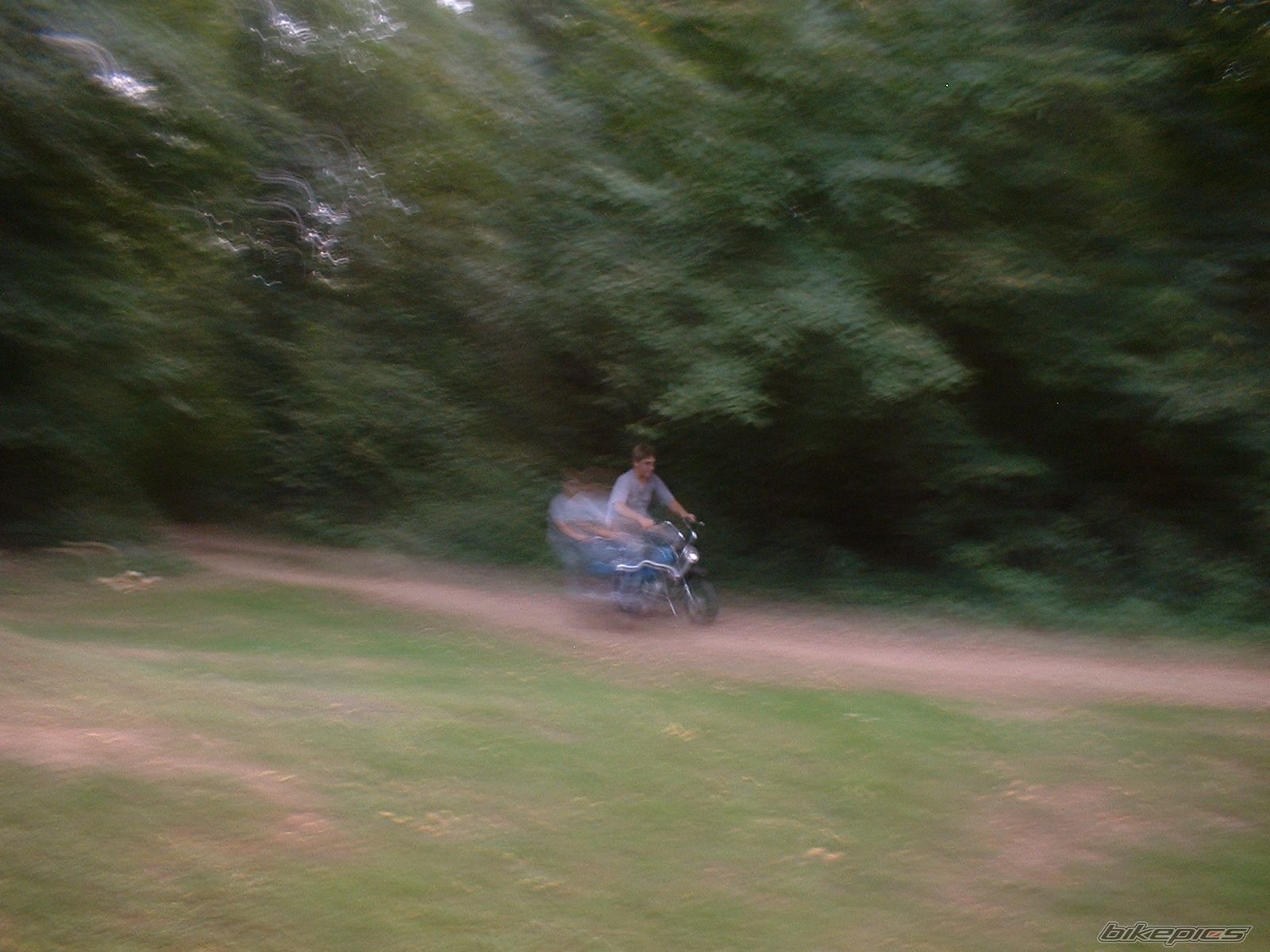 Photo 1743096