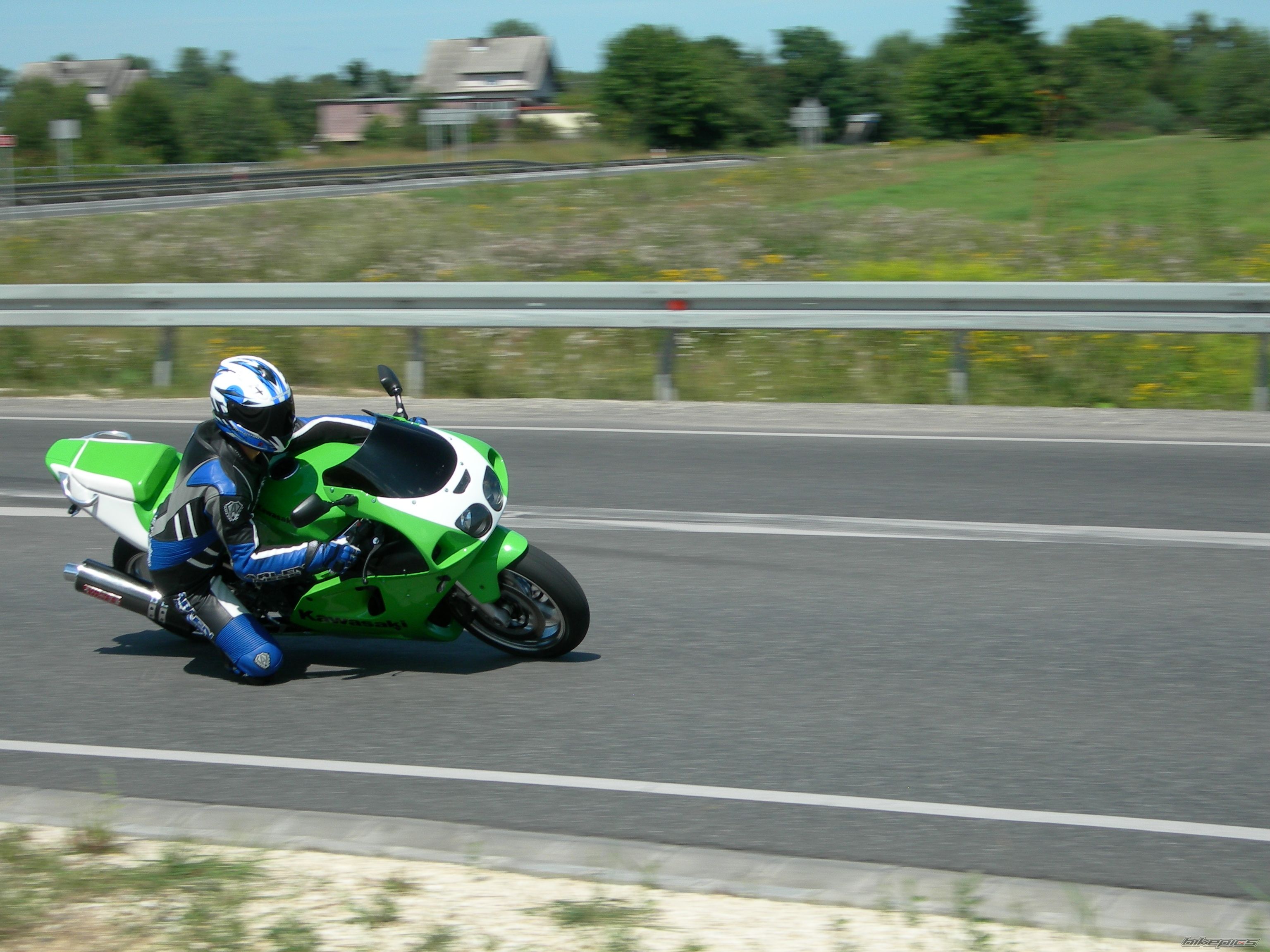Photo 1743444
