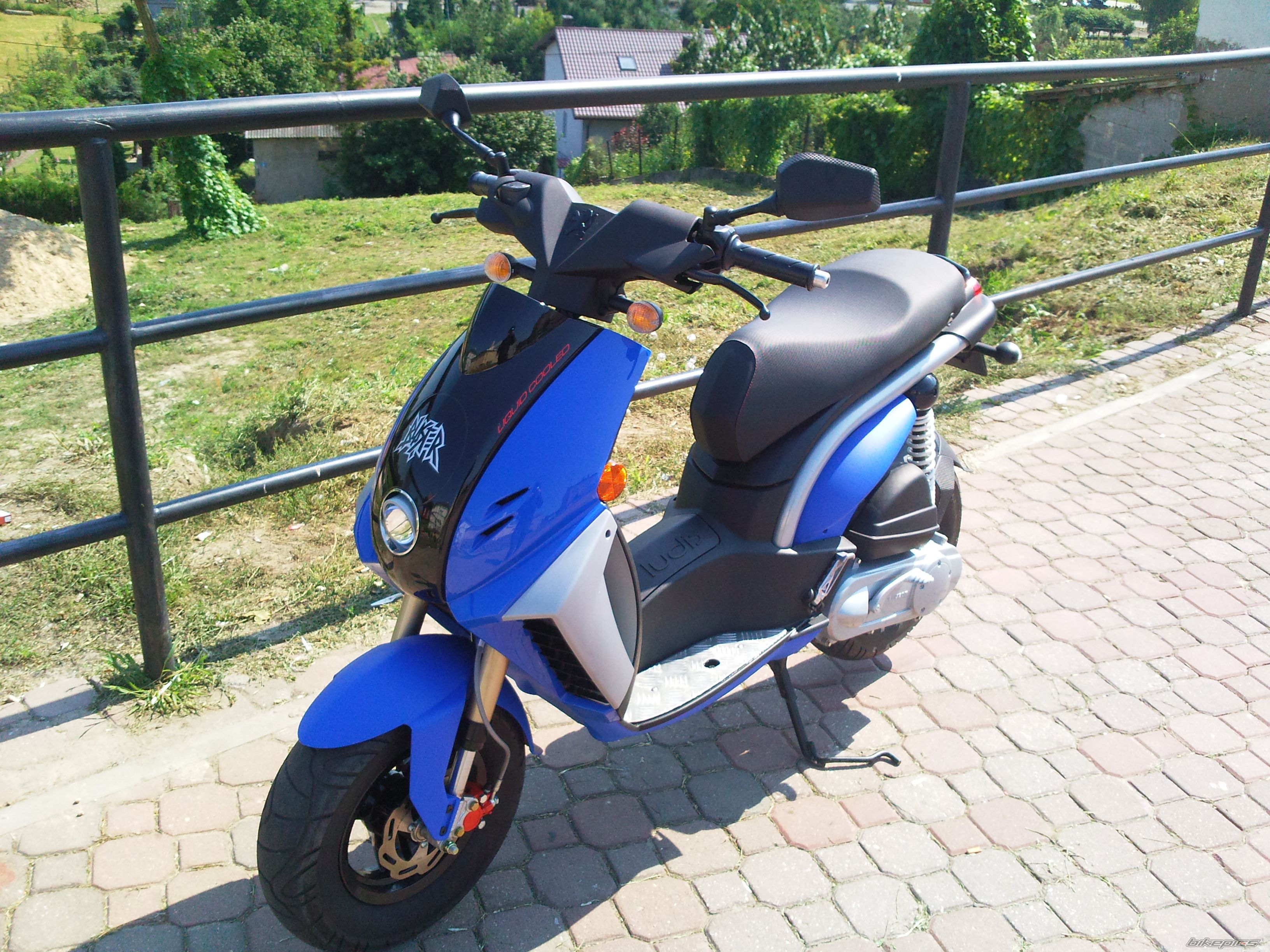 Bike Photo 1743527