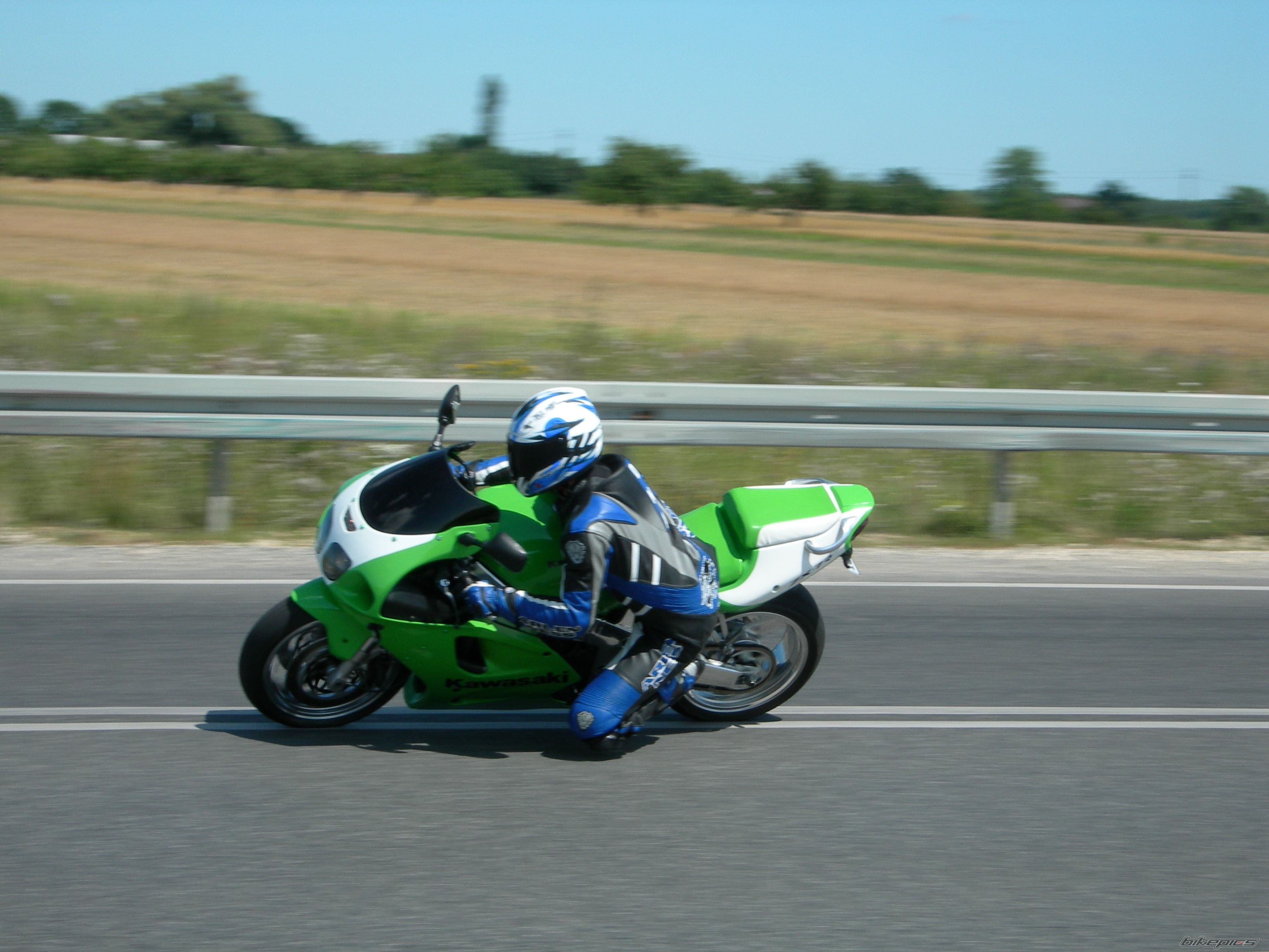 Photo 1743571