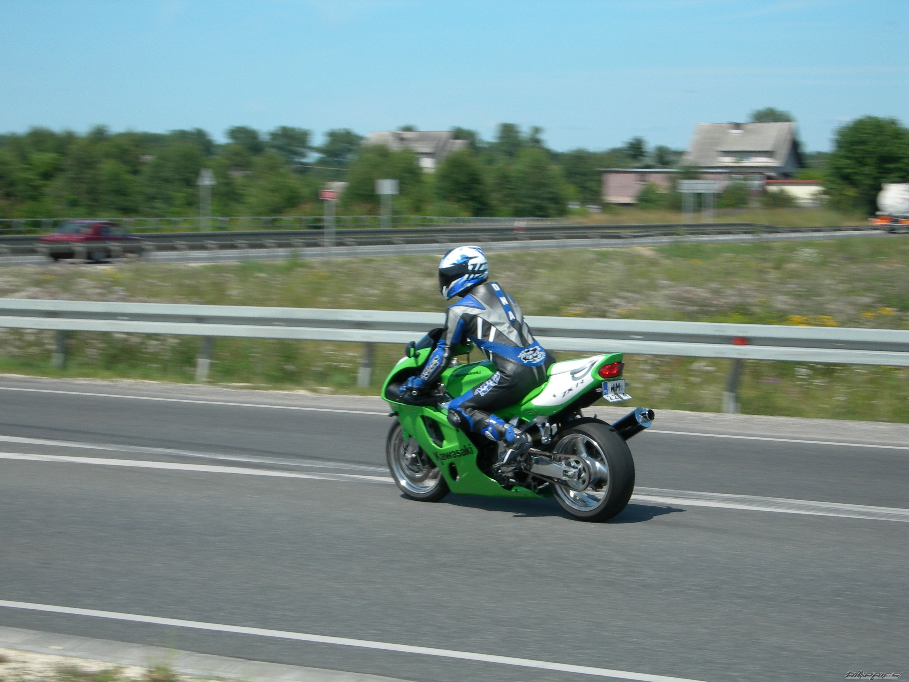 Photo 1743576
