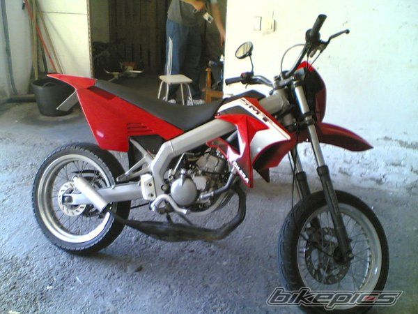 Photo 1743689