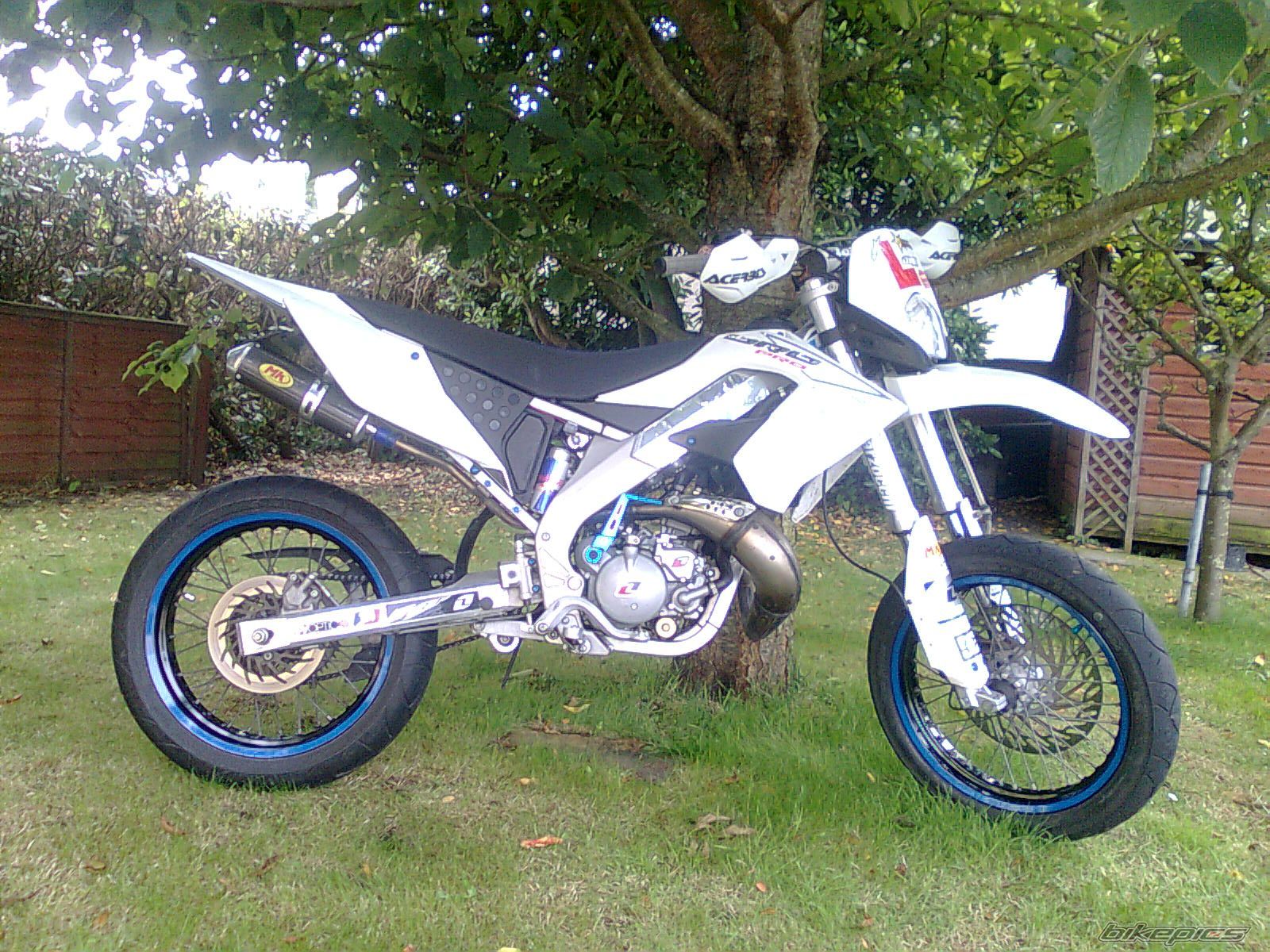 Bike Photo 1743836