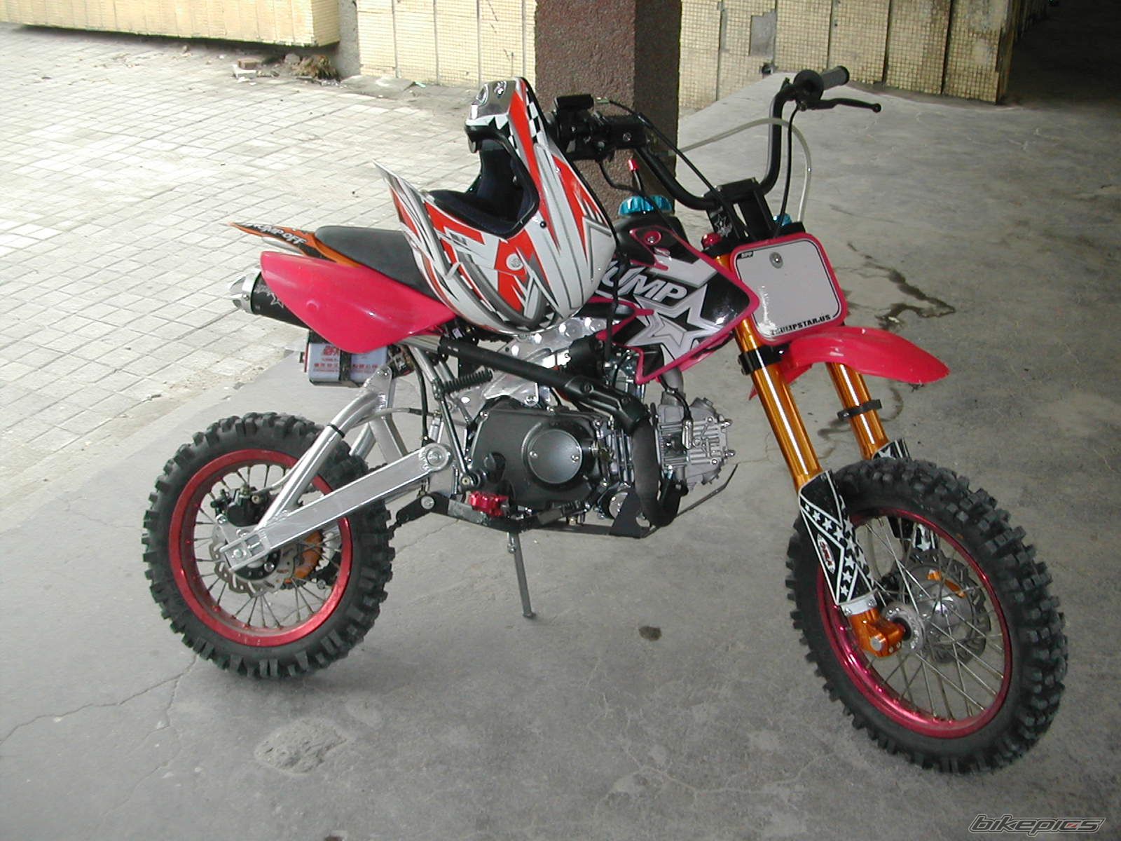 Photo 1743876