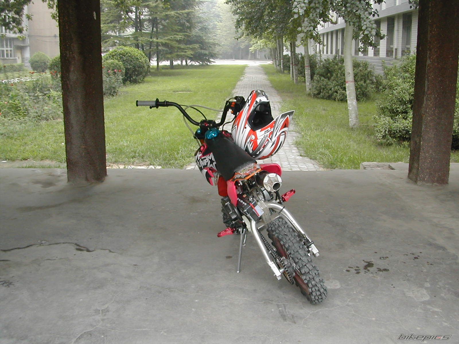 Photo 1743896