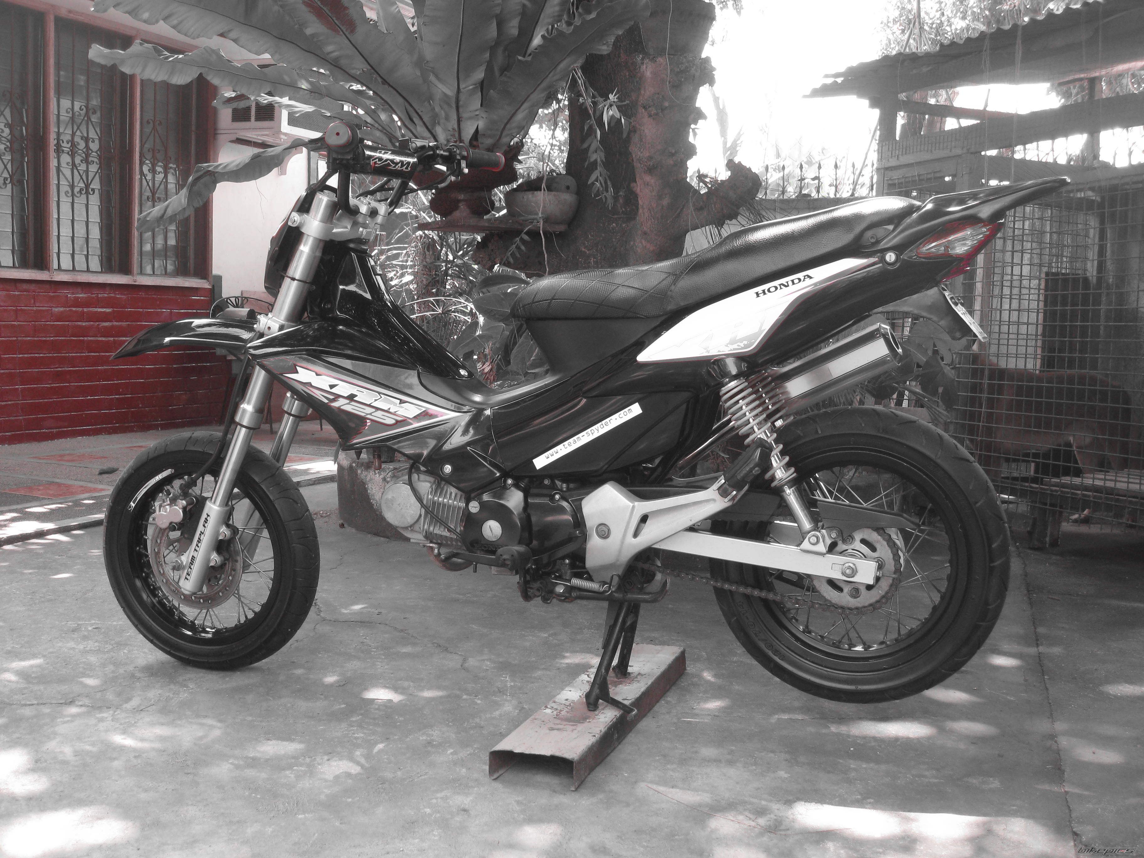 Photo 1744028
