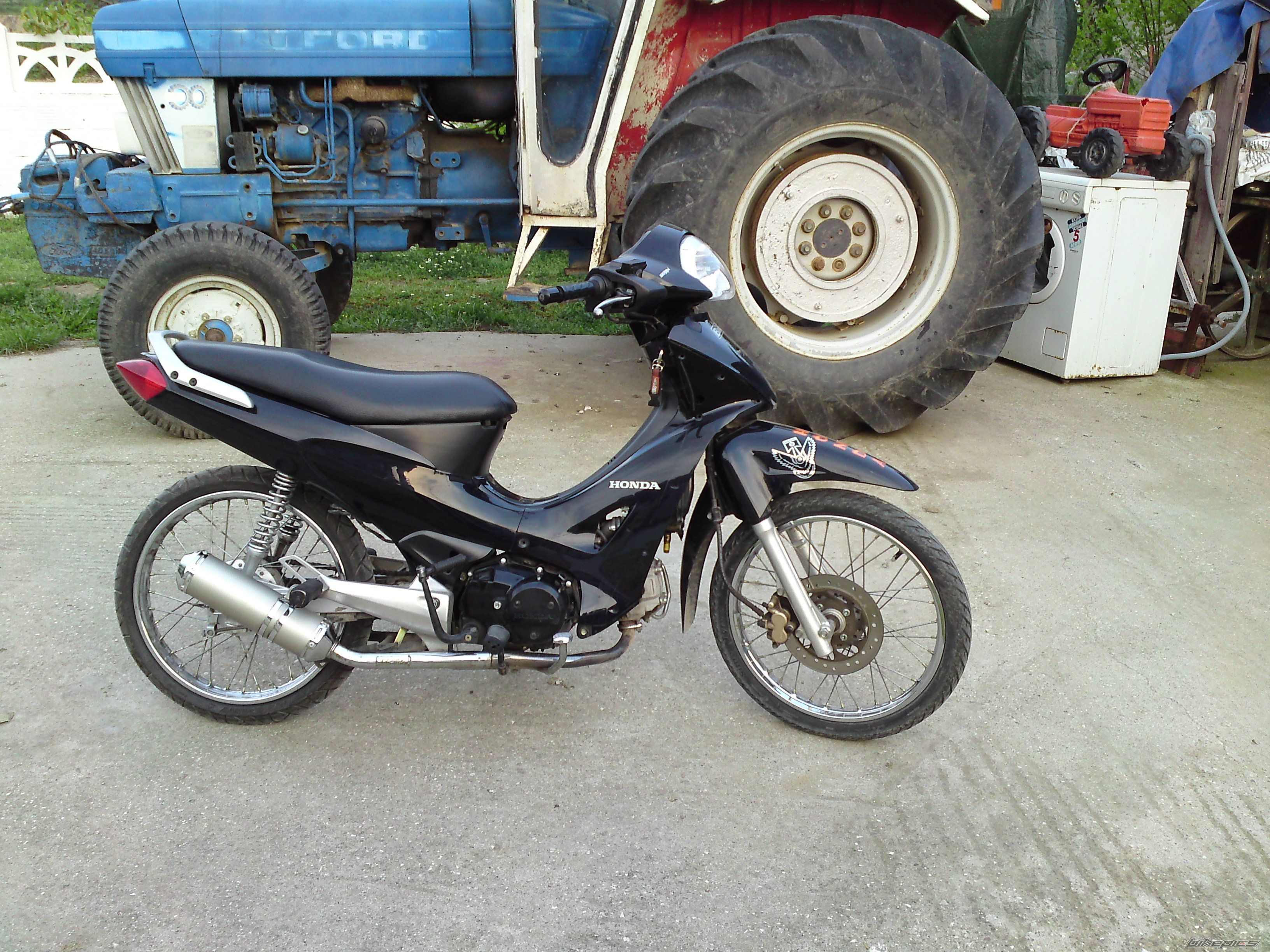 Photo 1744229