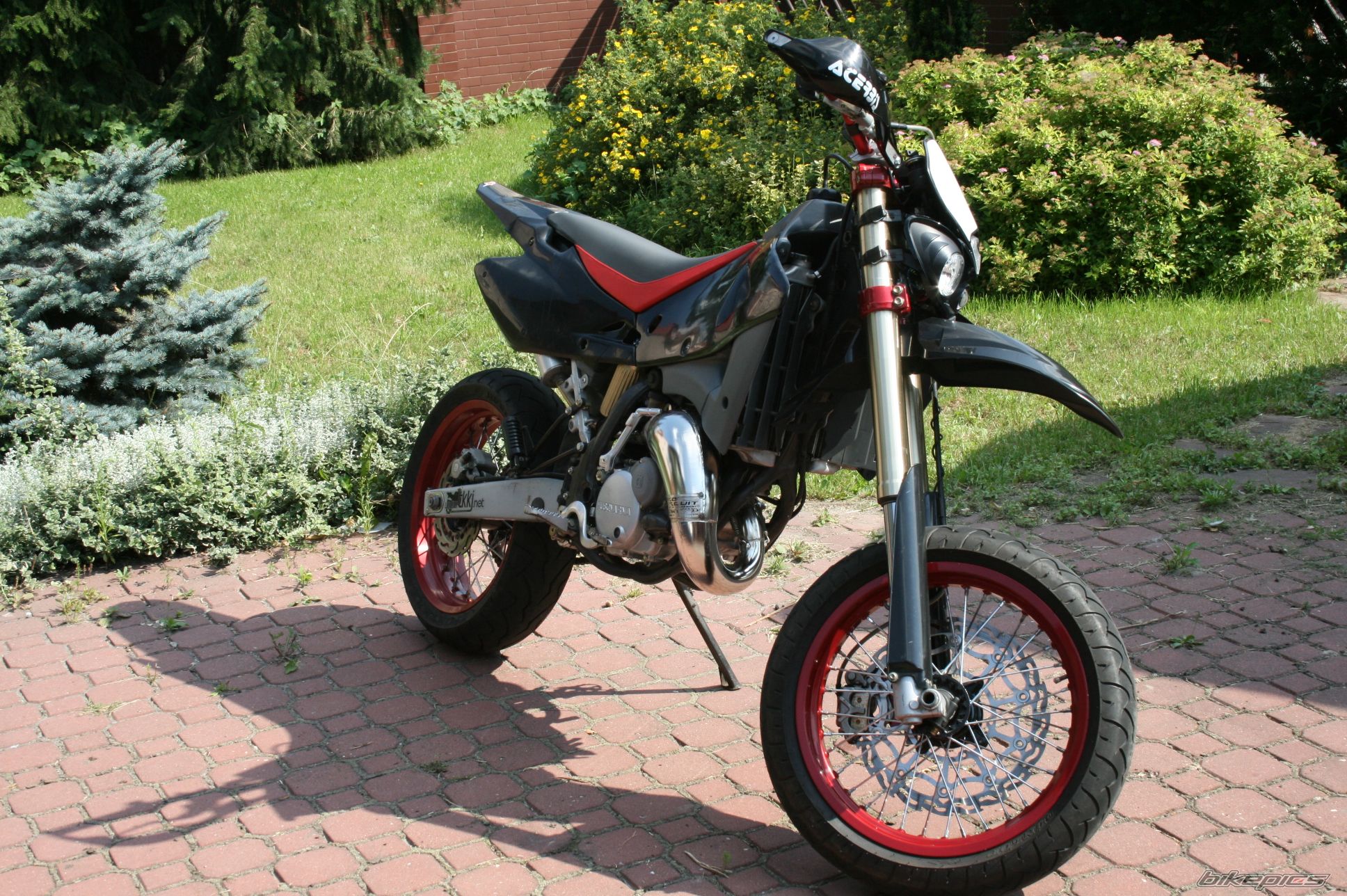 Bike Photo 1744348