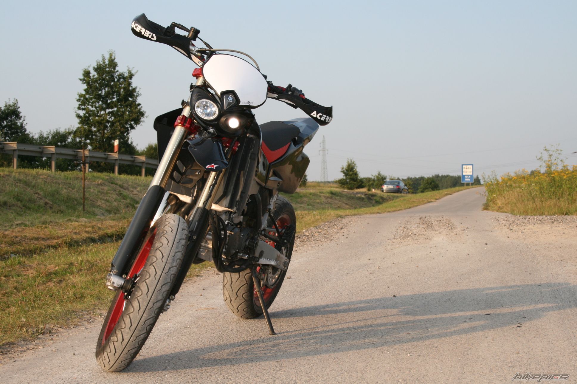 Bike Photo 1744350