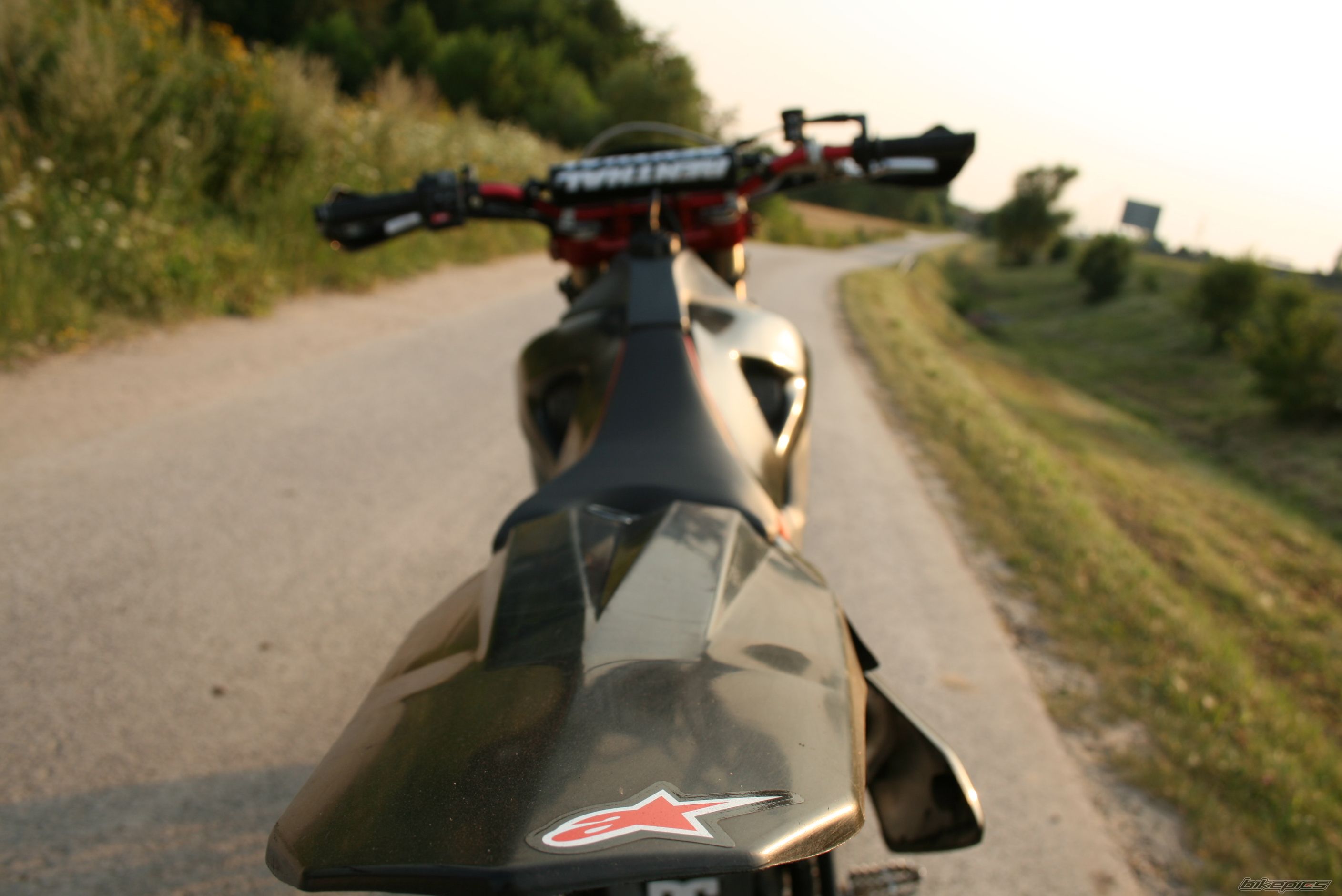 Bike Photo 1744351