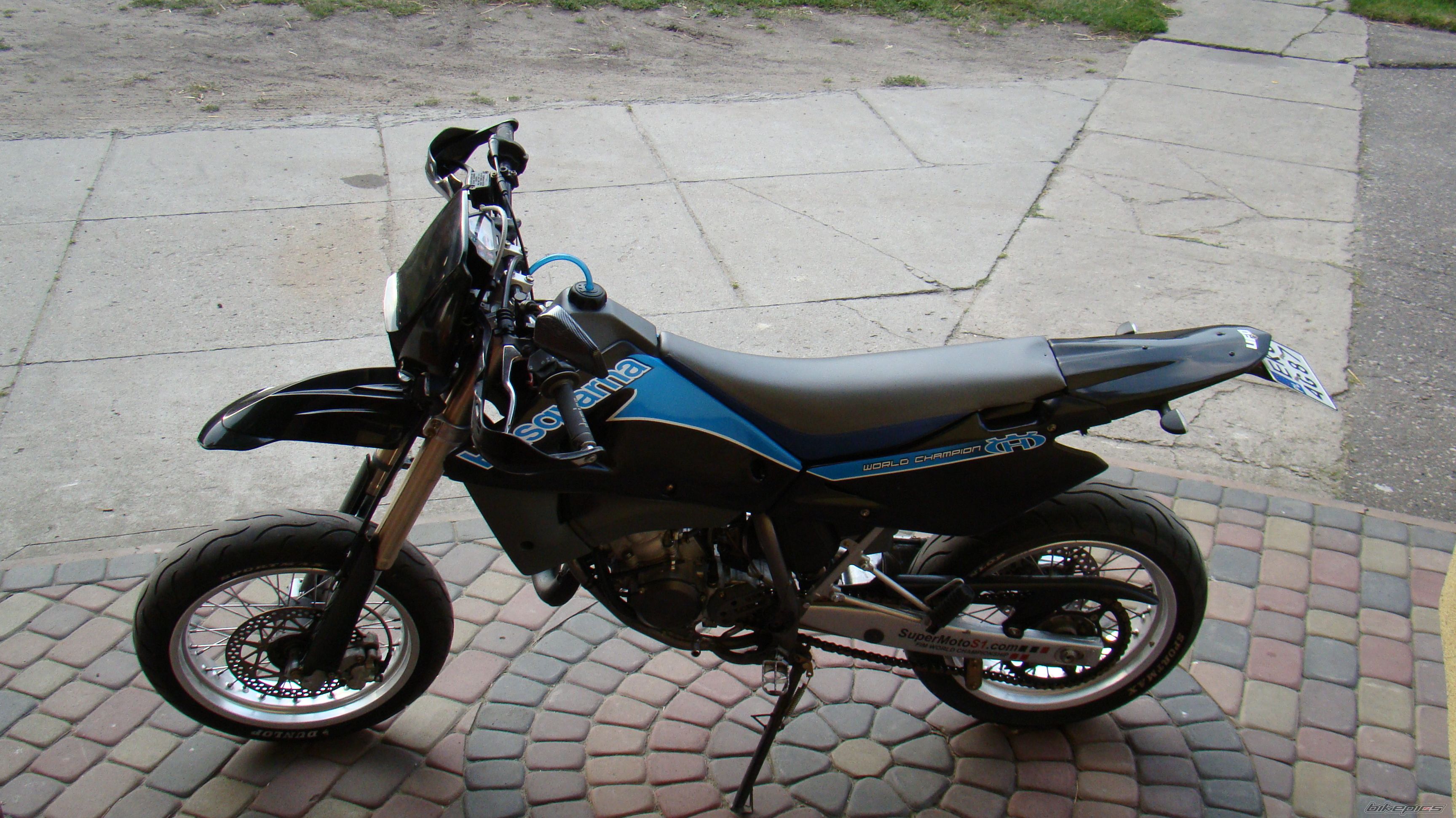 Photo 1744457