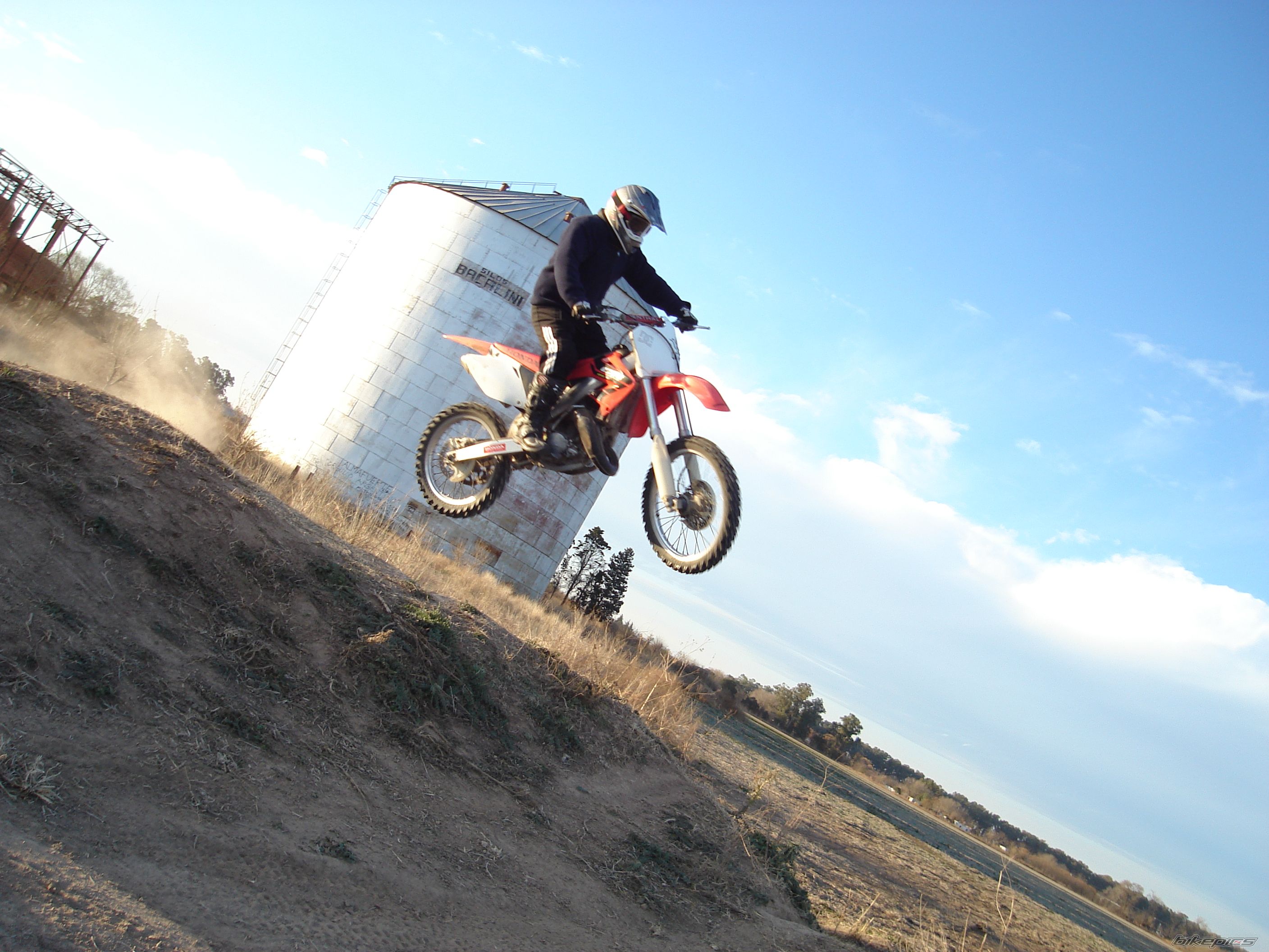 Photo 1744646