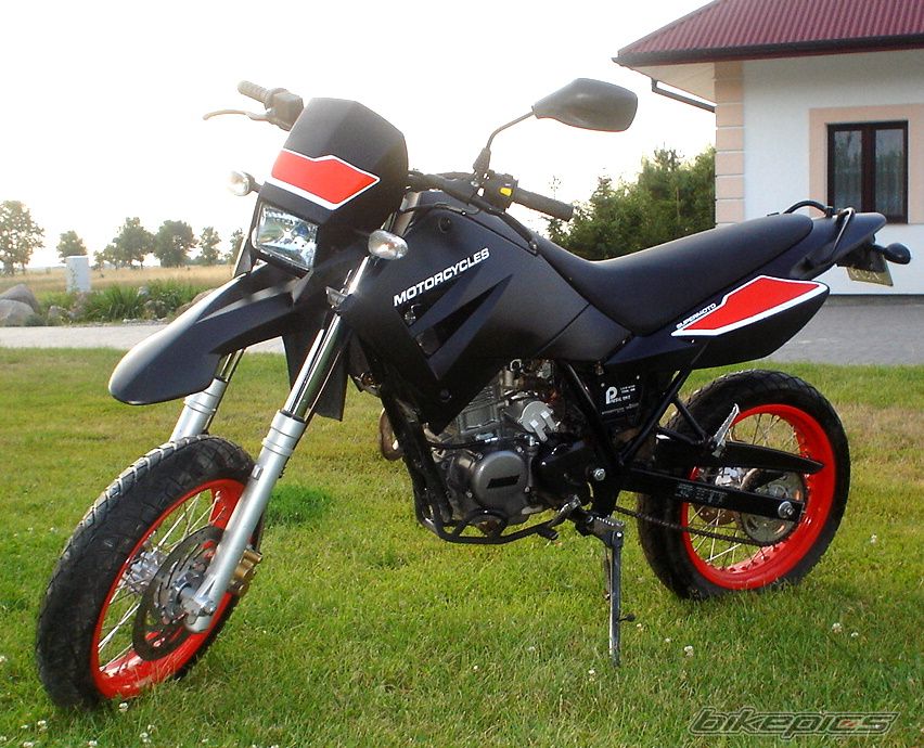 Photo 1744657