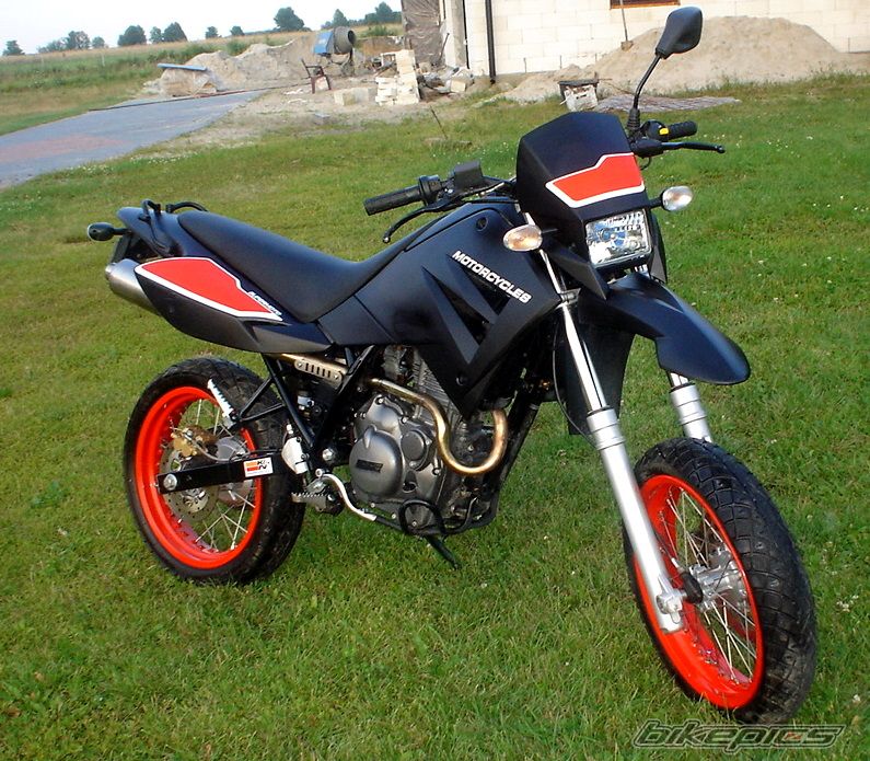 Photo 1744661