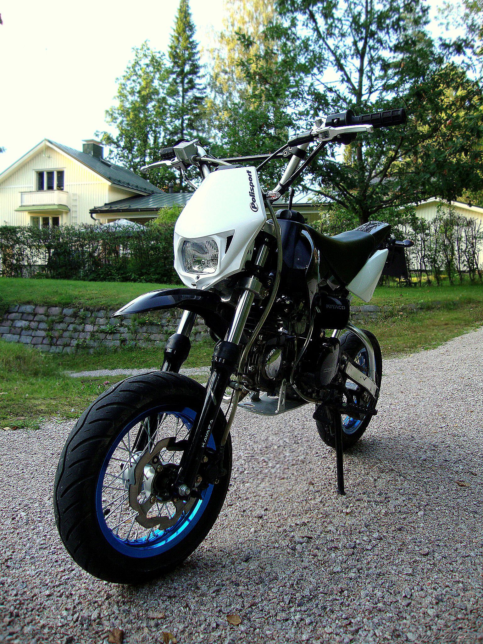 Photo 1744741