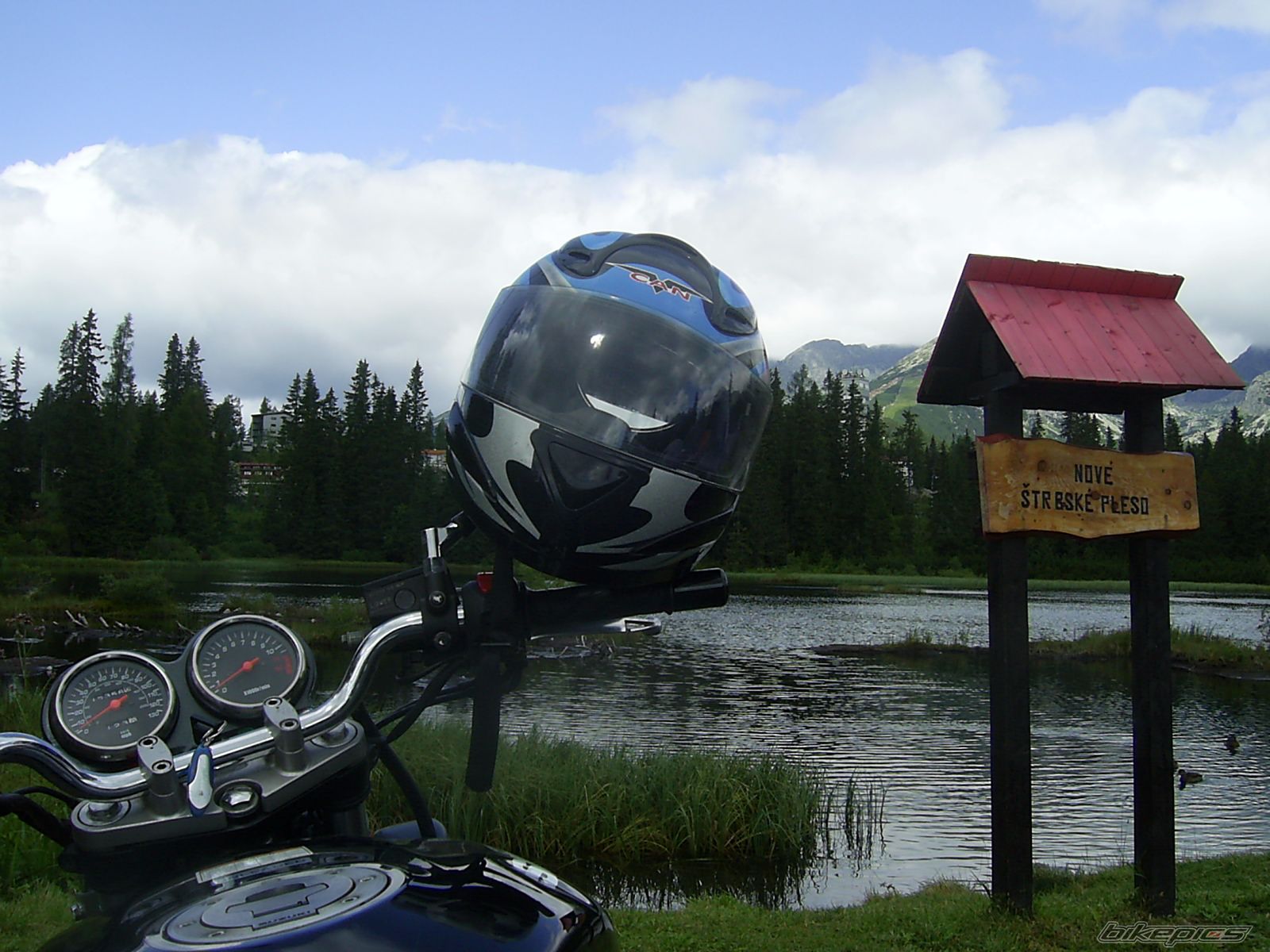 Photo 1744748