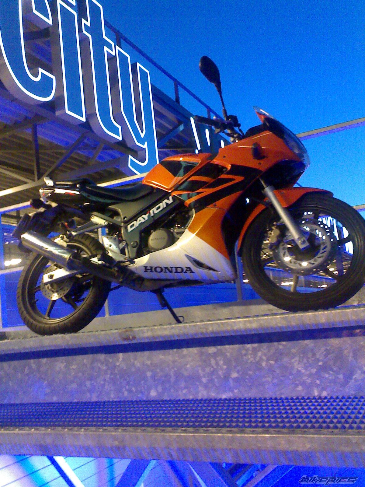 Photo 1744844