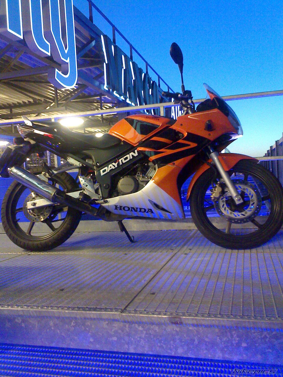 Photo 1744846