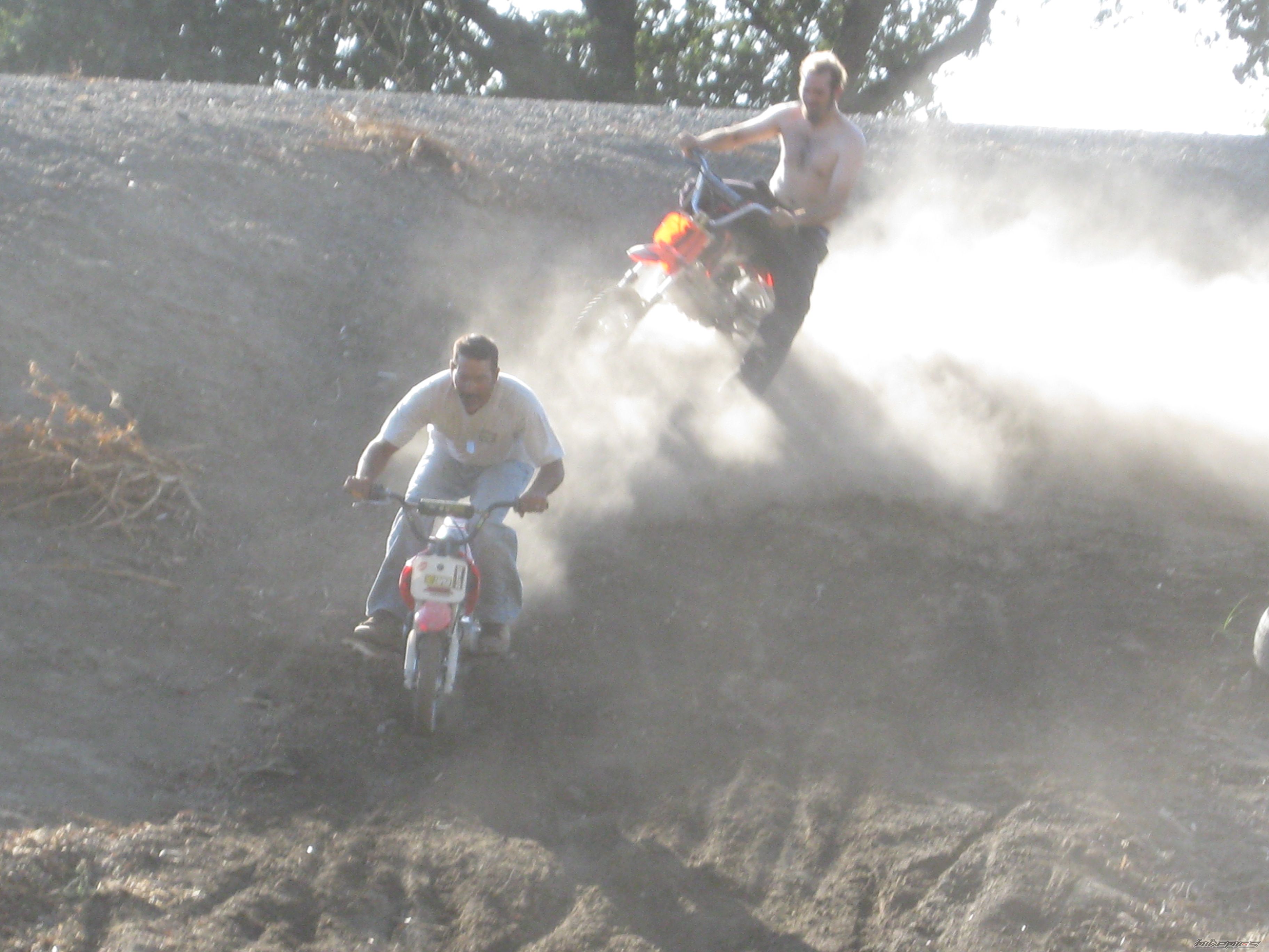 Photo 1744992