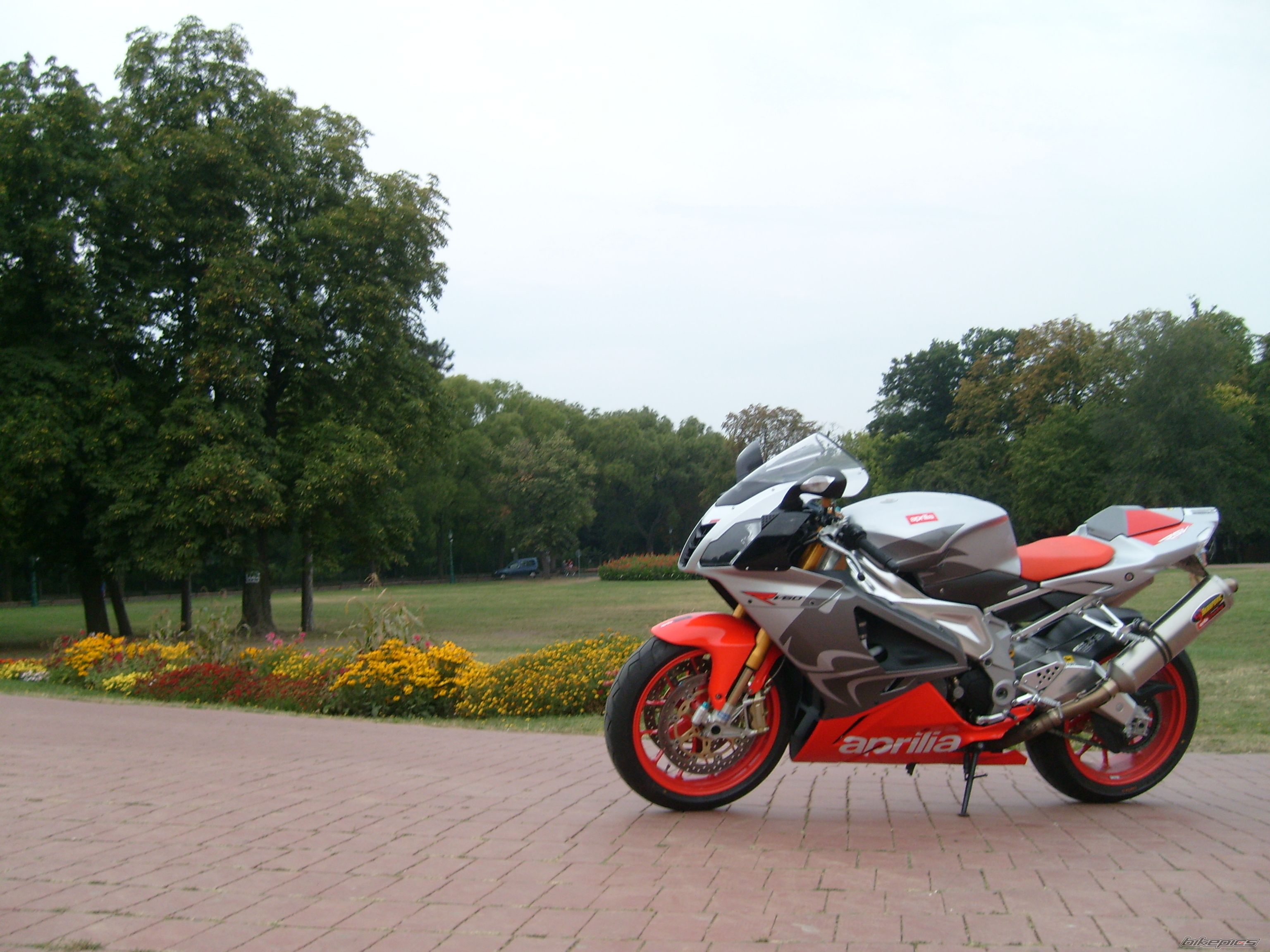 Bike Photo 1745086