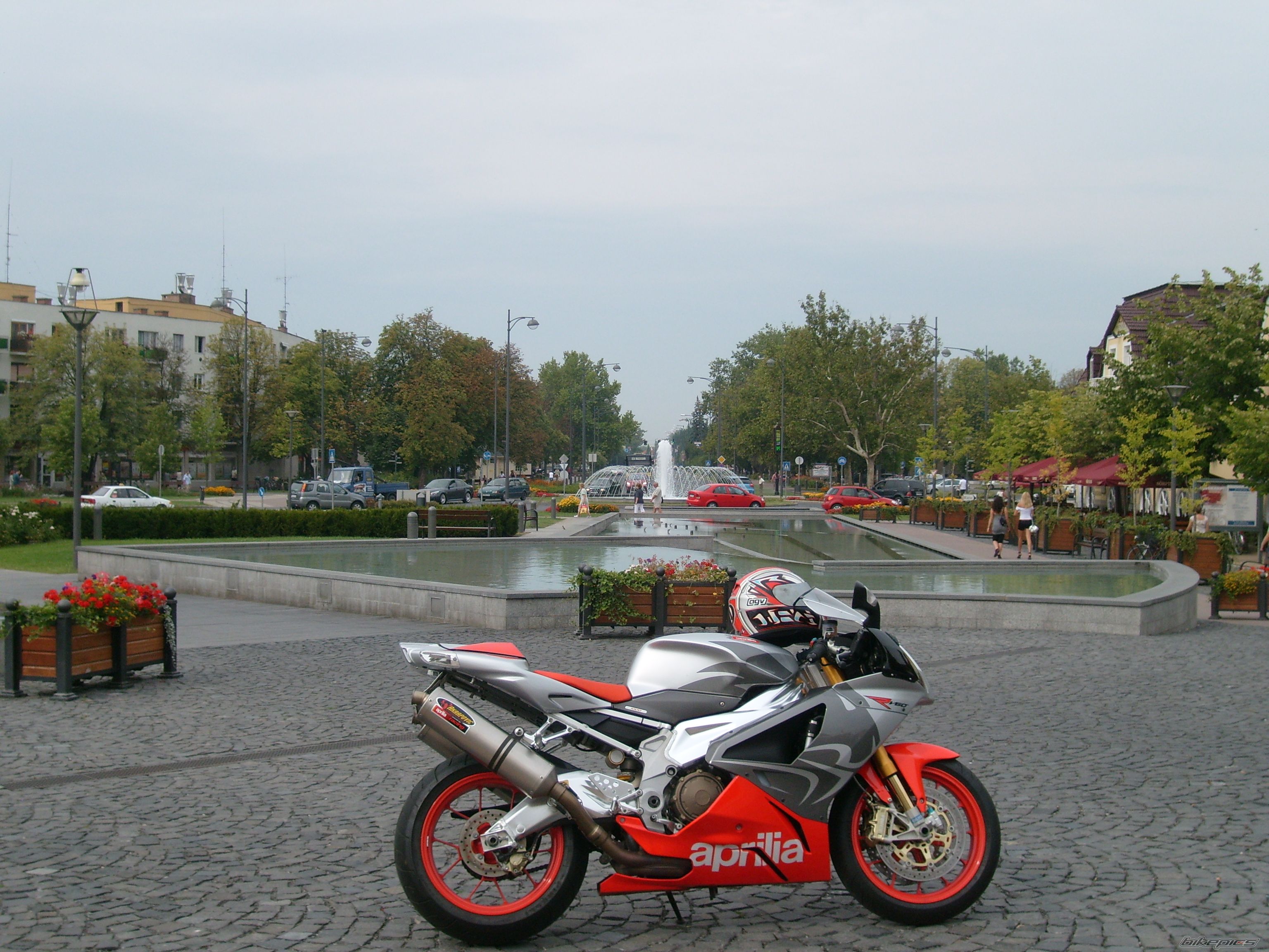 Bike Photo 1745094
