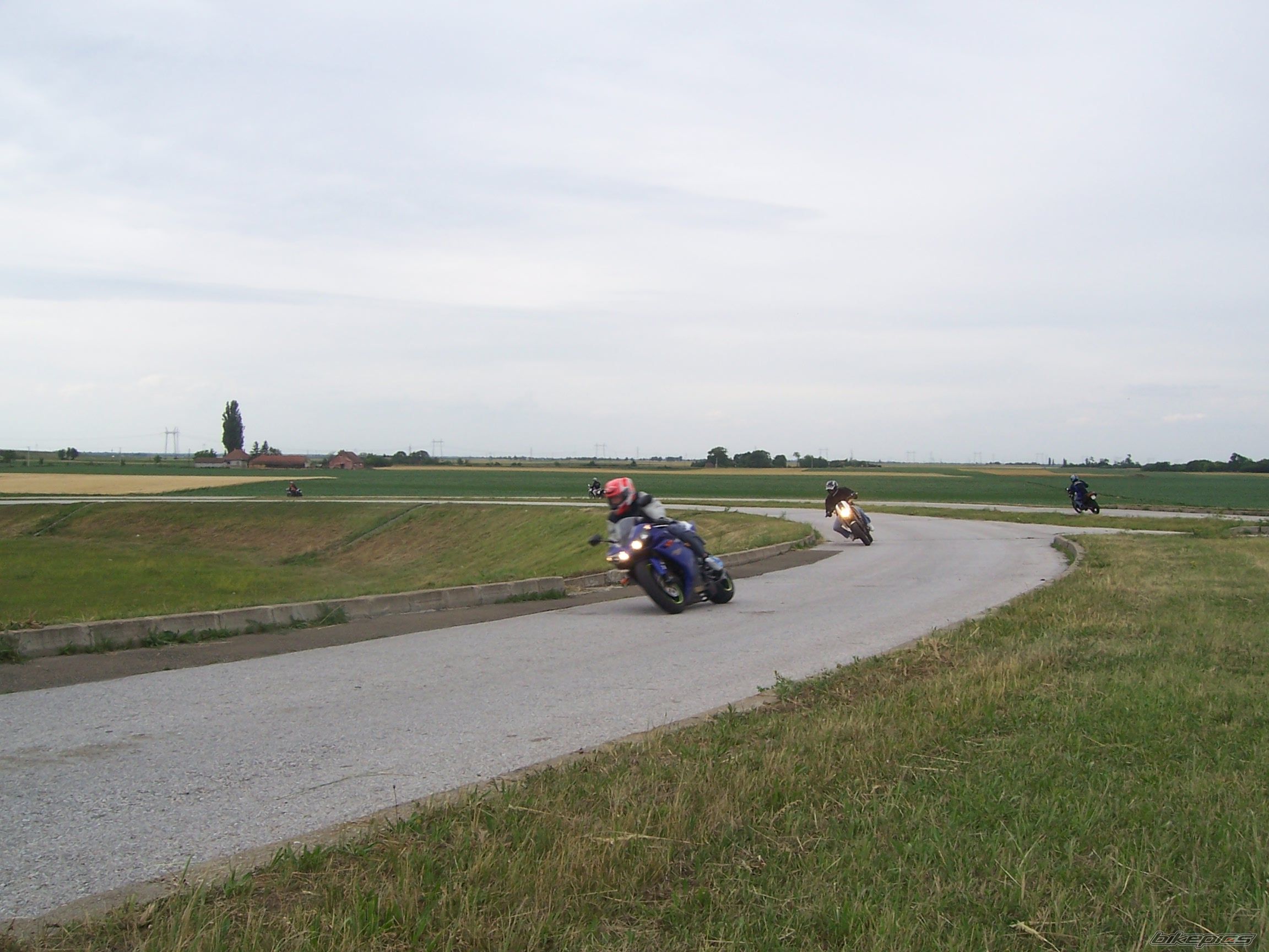 Photo 1745183