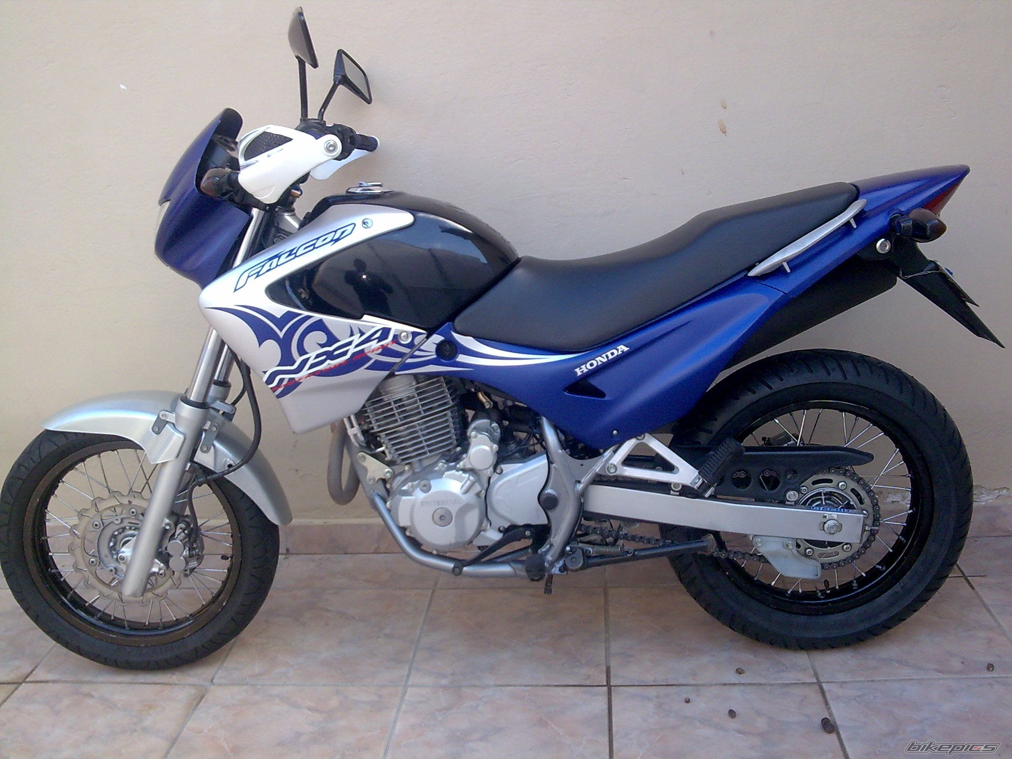 Photo 1745891
