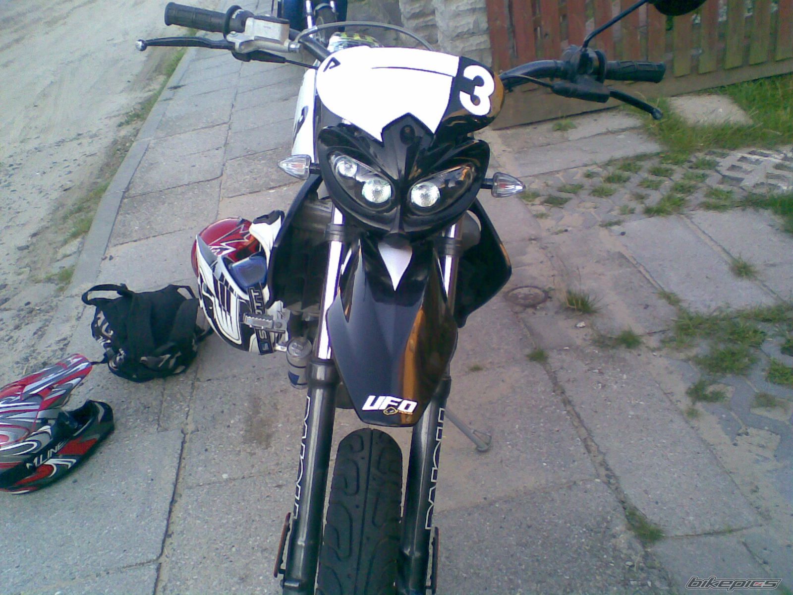Photo 1746889